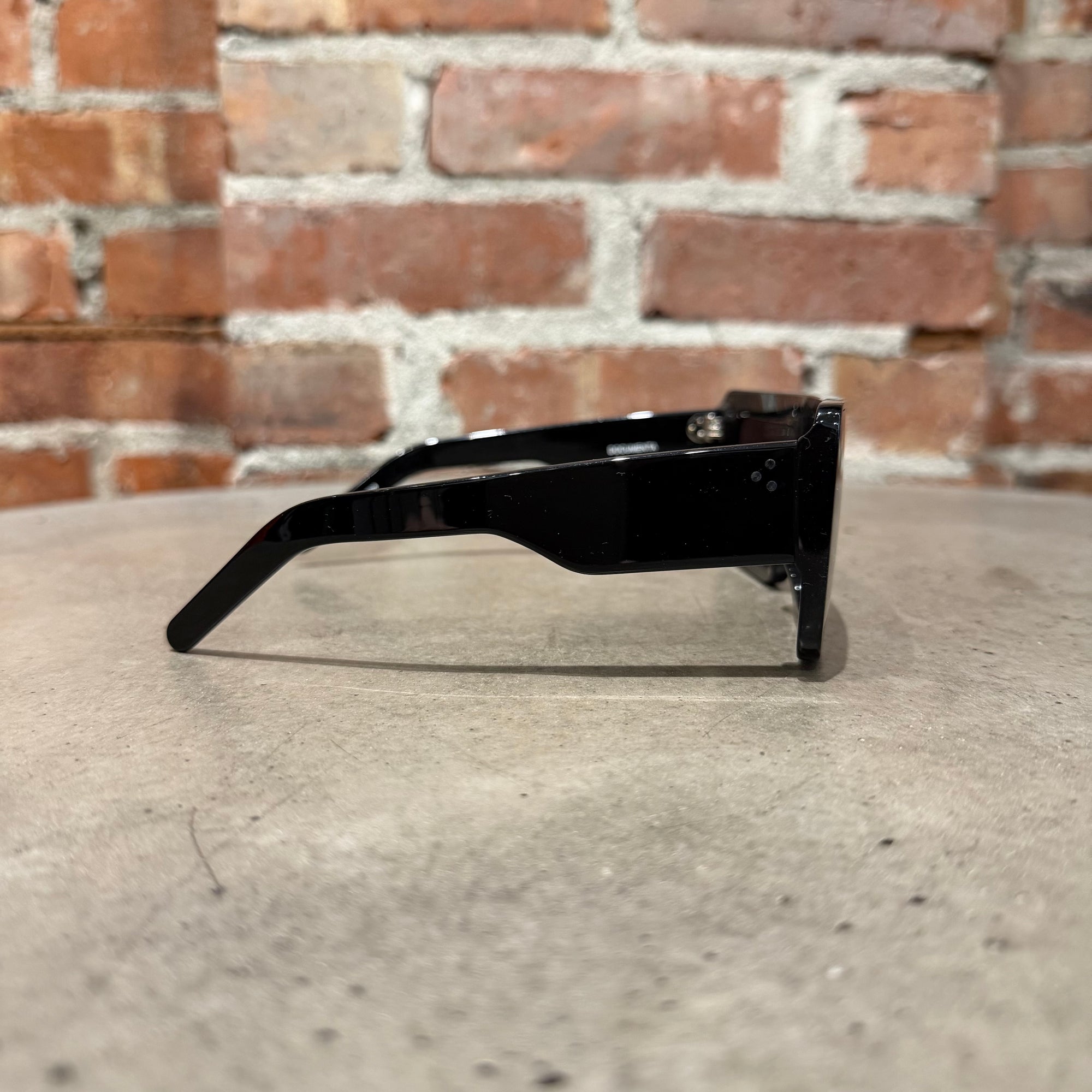 RICK OWENS DOCUMENTA SUNGLASSES ‘BLACK’
