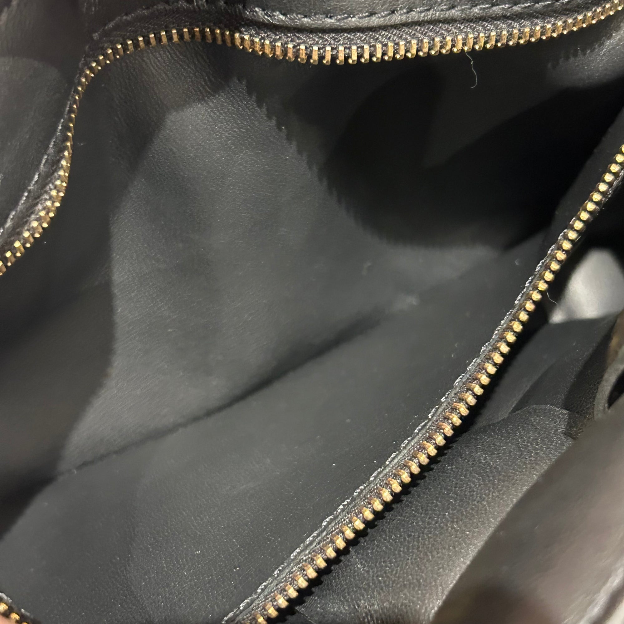 BOTTEGA VENETA CHAIN PADDED CASSETTE BAG ‘BLACK/GOLD’