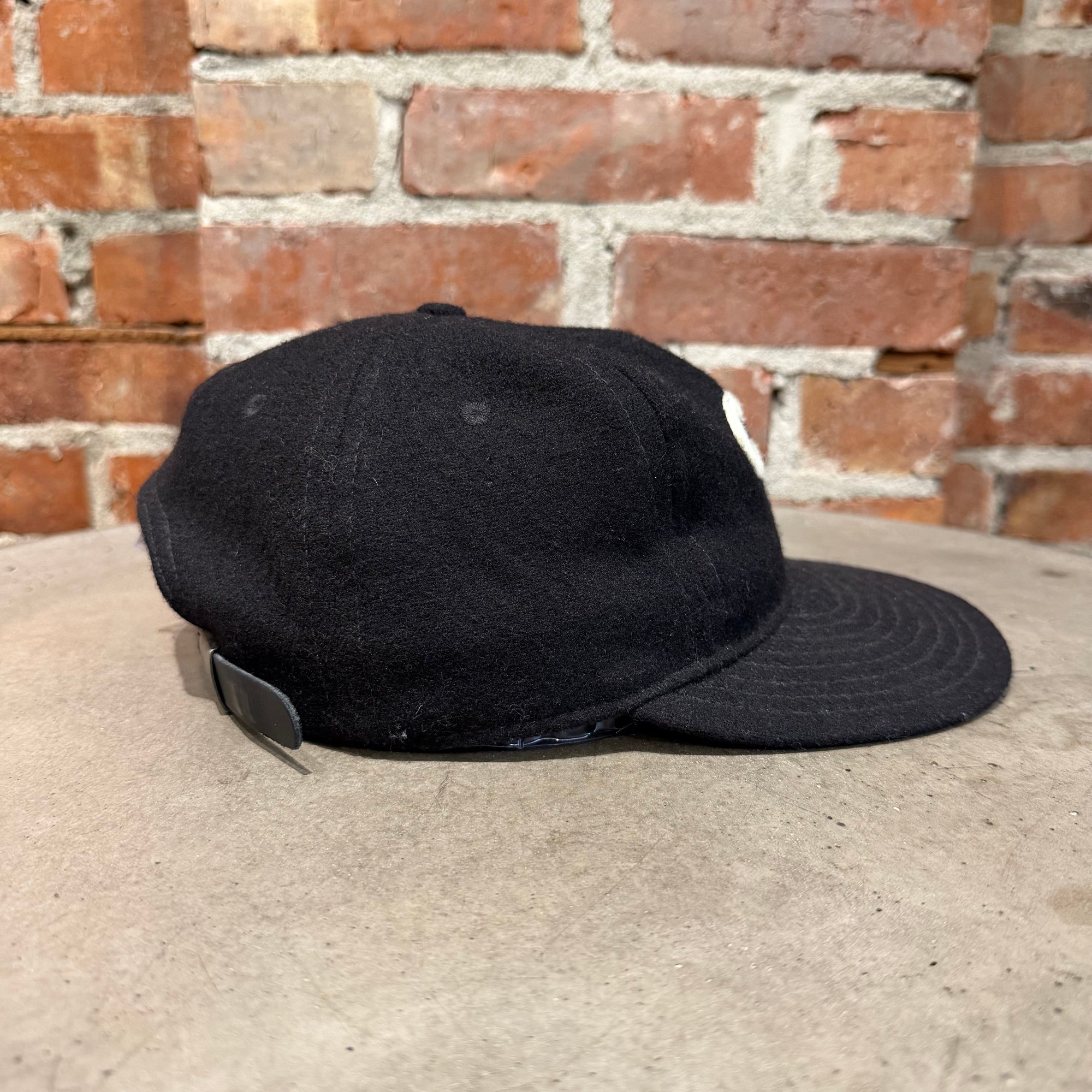 COMME DES GARCONS X EBBETS WOOL HAT ‘BLACK’