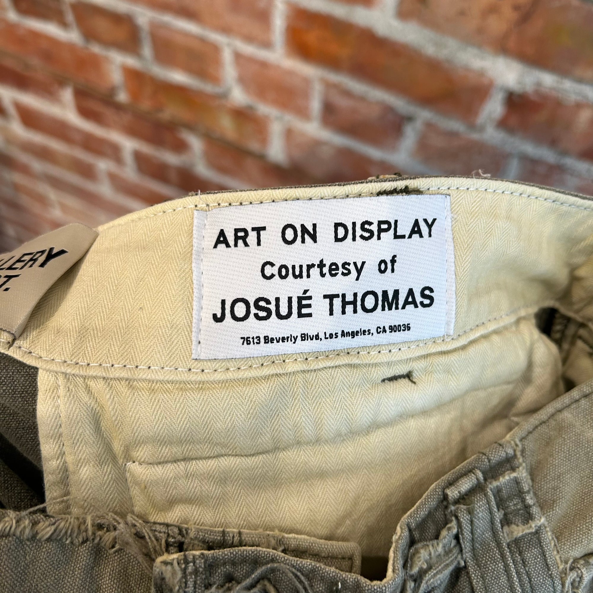 GALLERY DEPT. DISTRESSED PROGRAMMER CARGO PANTS ‘OLIVE’