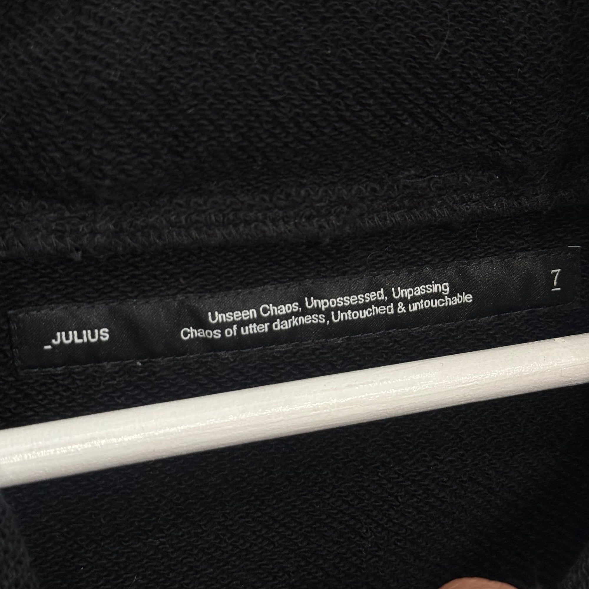 JULIUS SS24 SCALENE PULLOVER HOODIE ‘BLACK’
