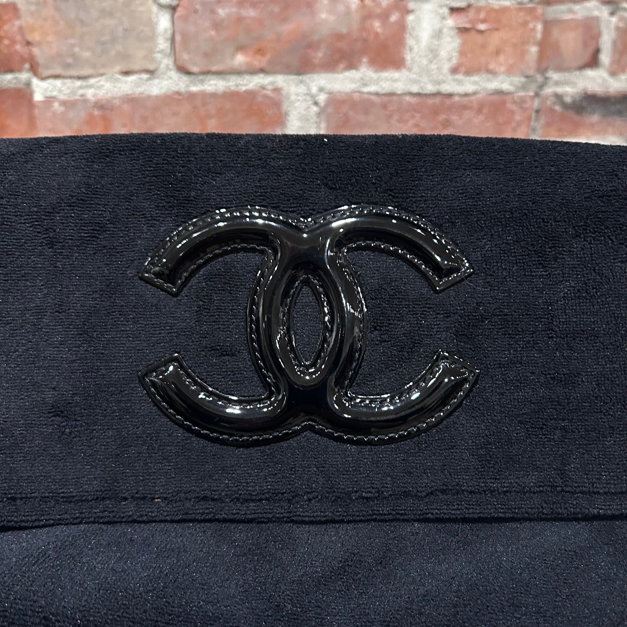 CHANEL VIP EXCLUSIVE CROSSBODY BAG ’BLACK/BLACK’