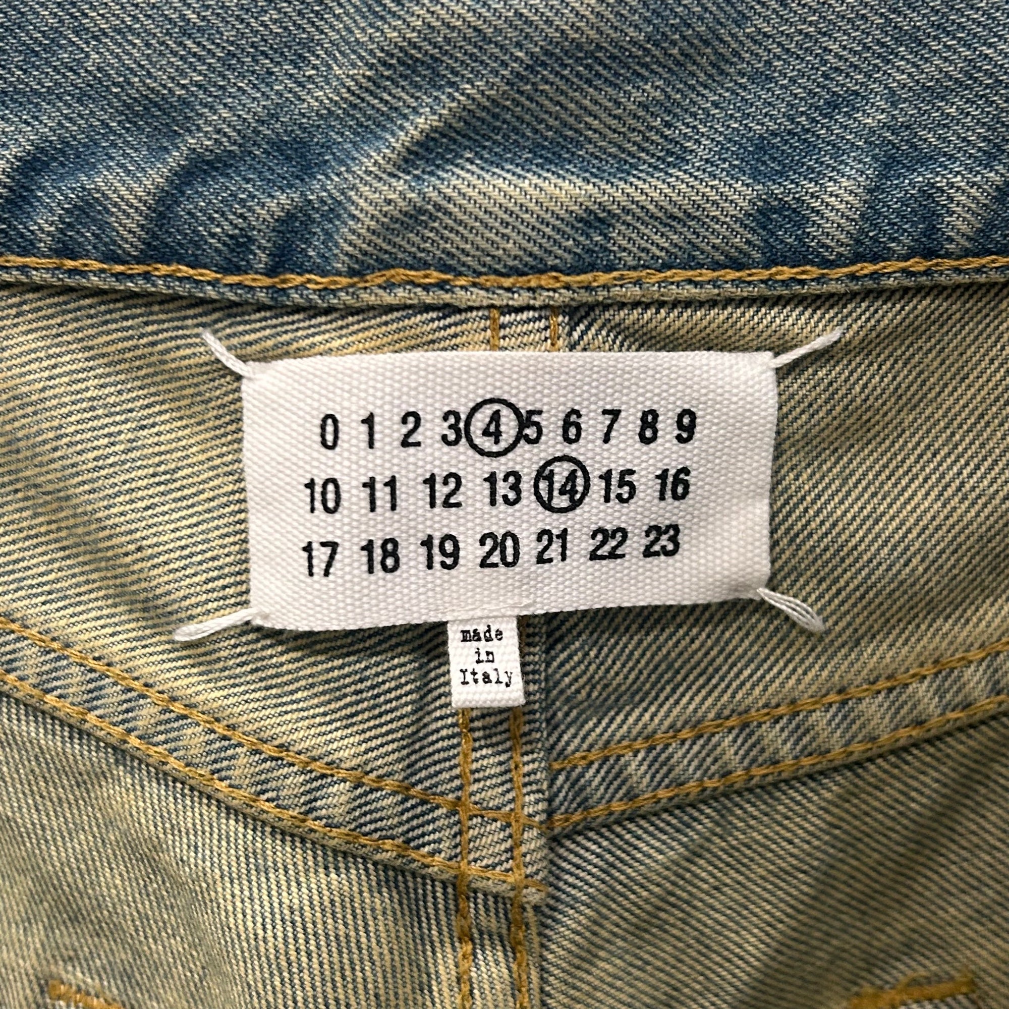 MAISON MARGIELA SLIM FIT DISTRESSED DENIM ‘RUST’