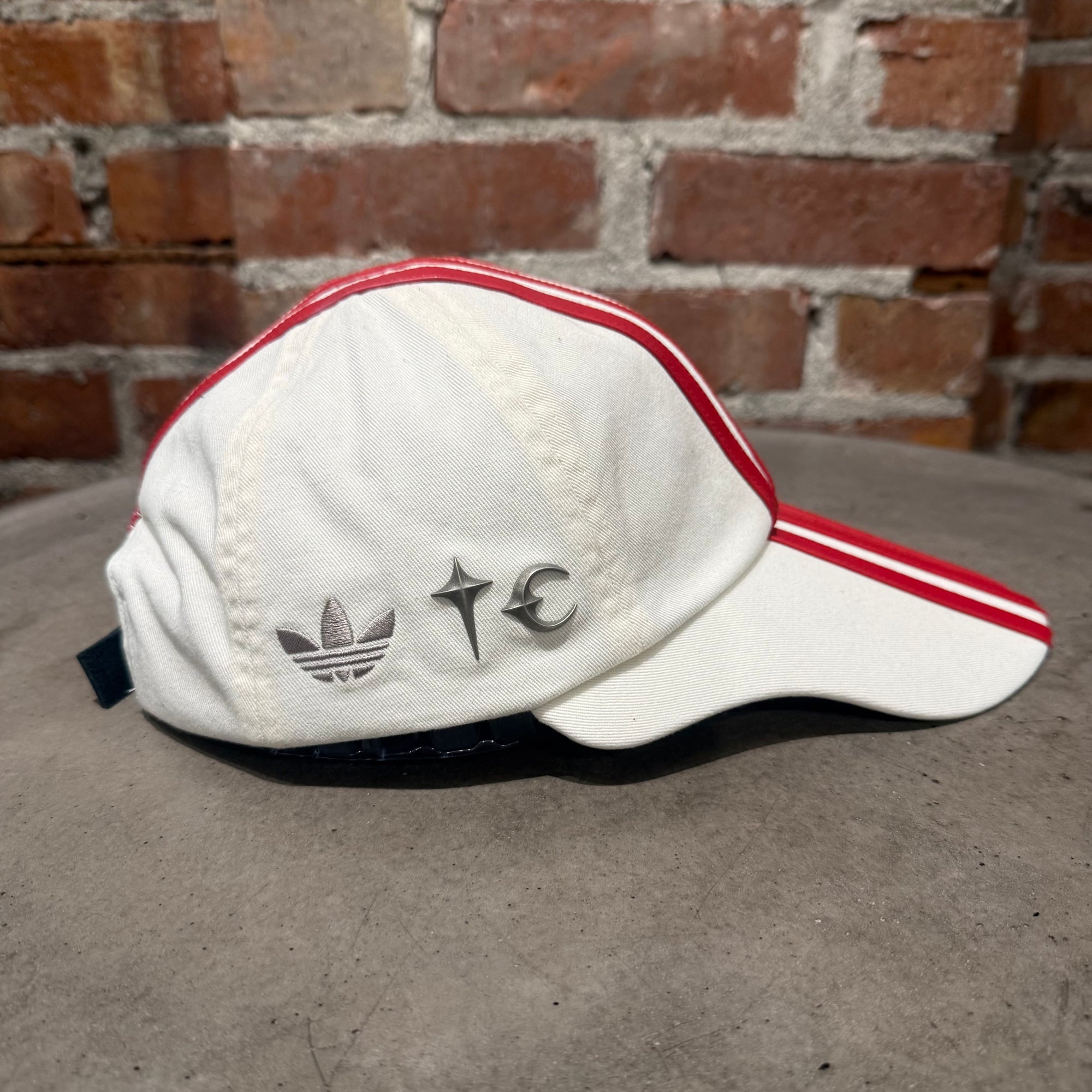 THUG CLUB X ADIDAS SWORD CAP ‘WHITE’