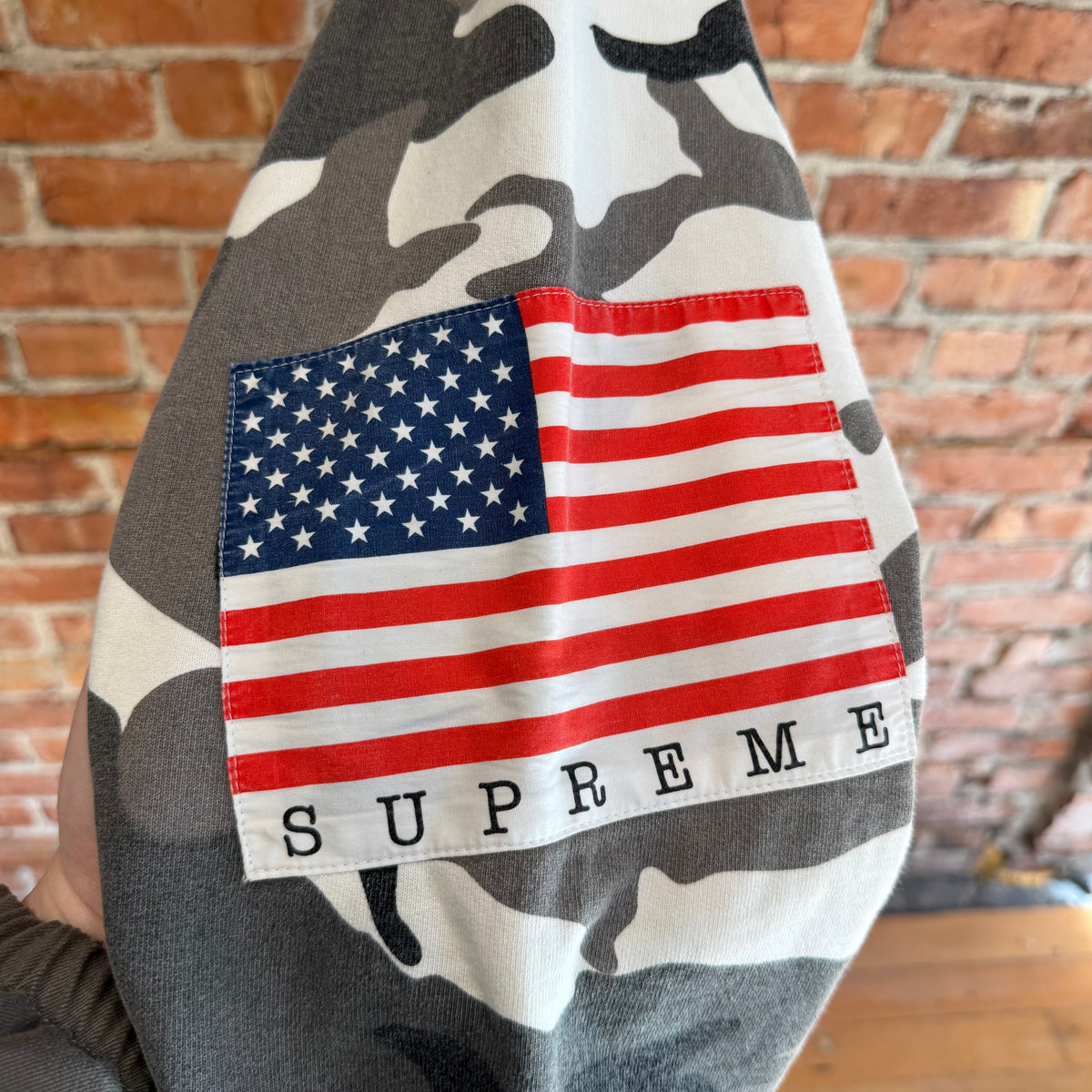 SUPREME FW14 INTERNATIONAL FLAGS HOODIE ‘SNOW CAMO’