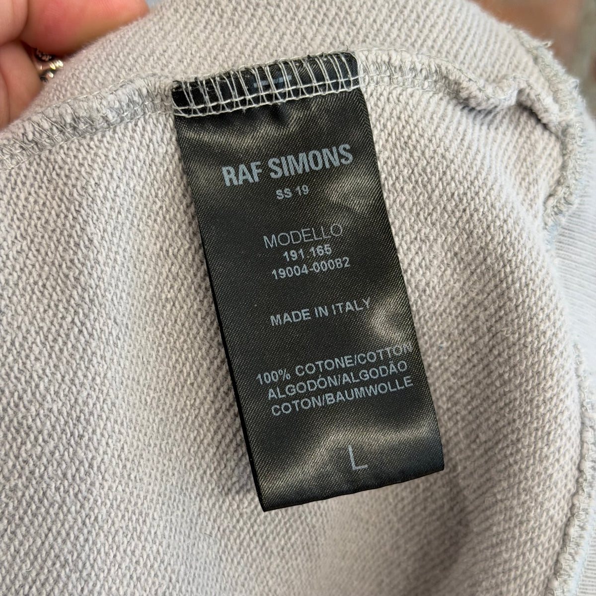 RAF SIMONS SS19 COUPLE CREWNECK ‘GREY’