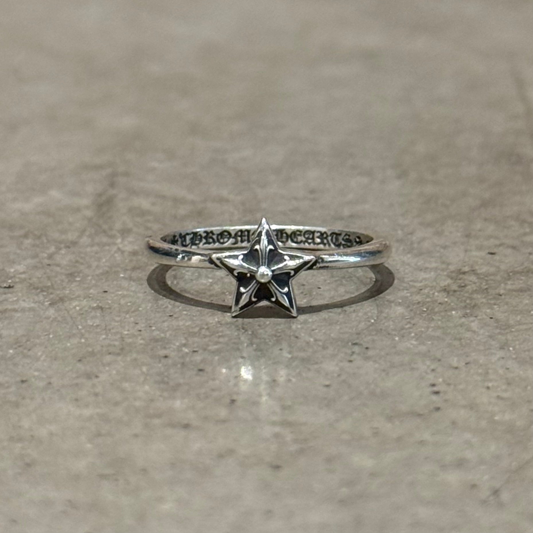 CHROME HEARTS STAR BUBBLE GUM RING ‘SILVER’