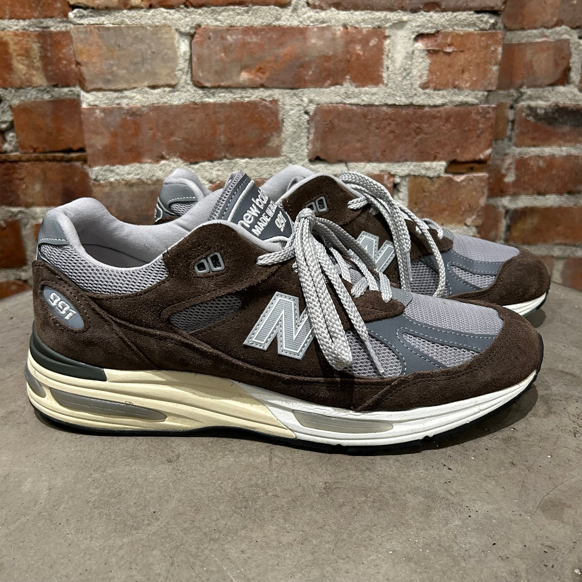 NEW BALANCE X TEDDY SANTIS MADE IN ENGLAND 991 SNEAKERS ‘MOCHA’