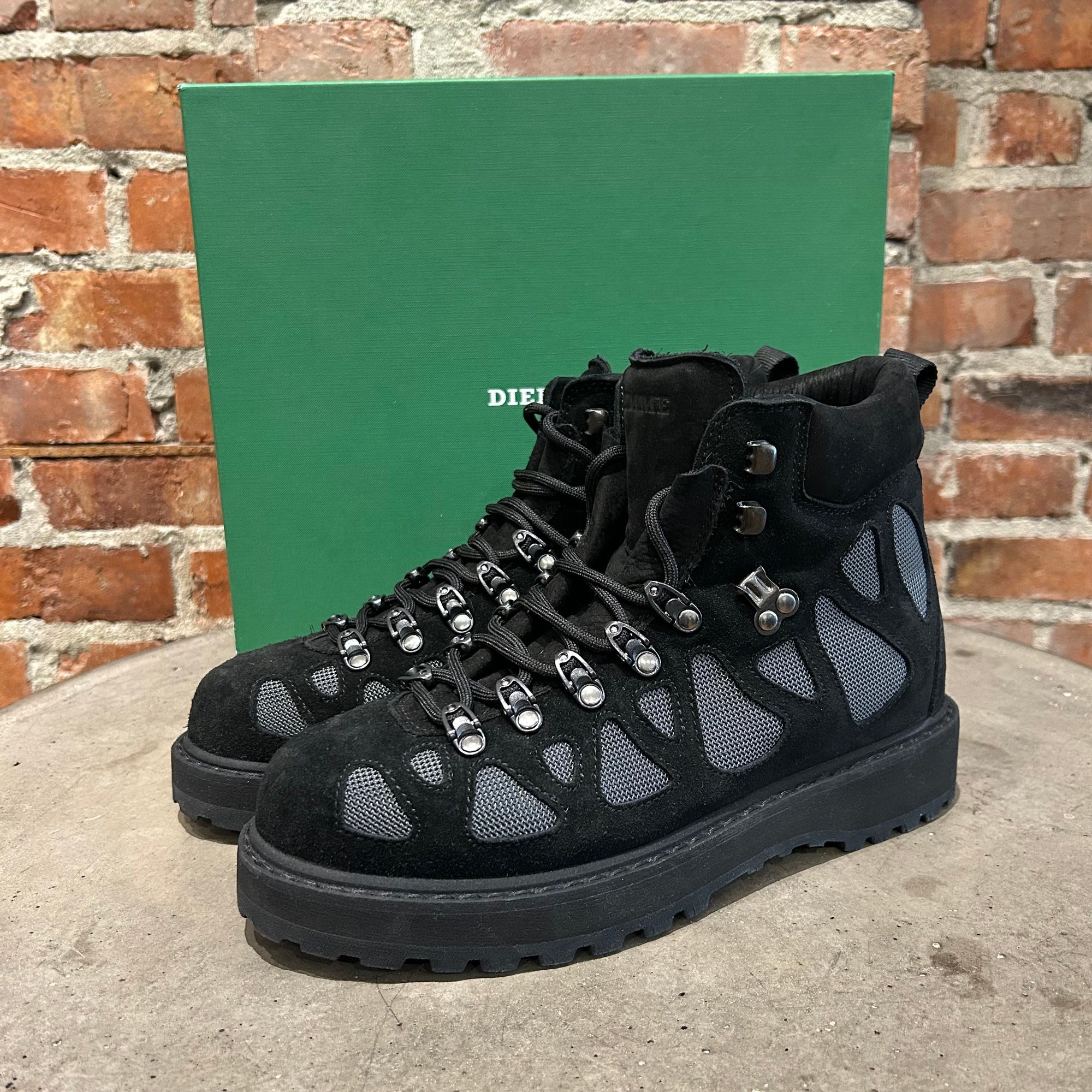 DIEMME ROCCIA VET CUT HIKING BOOTS ‘BLACK’