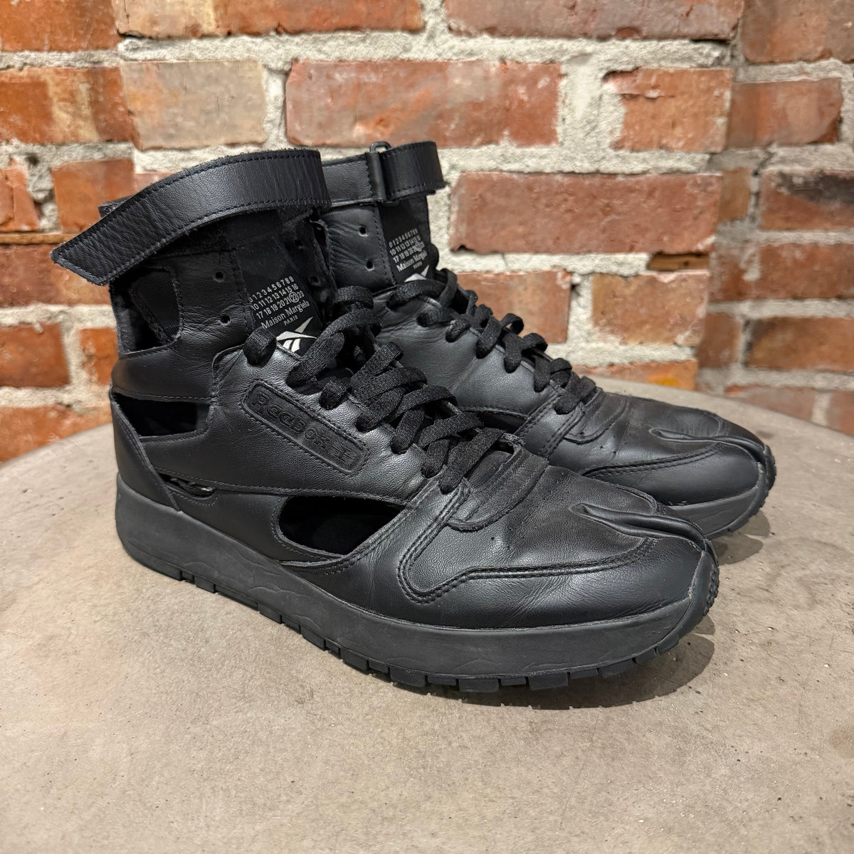 MAISON MARGIELA X REEBOK TABI HIGH SNEAKERS ‘BLACK’