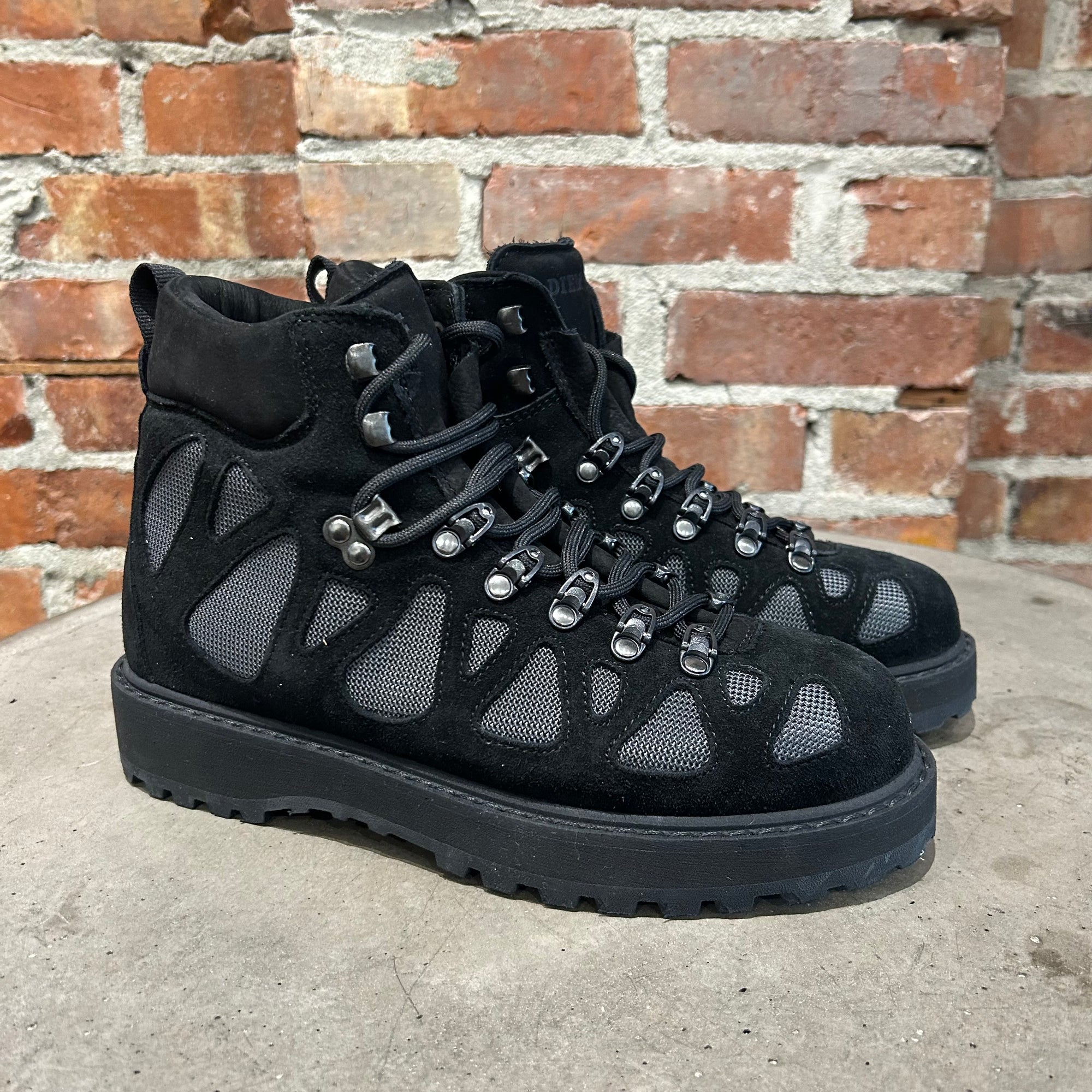 DIEMME ROCCIA VET CUT HIKING BOOTS ‘BLACK’