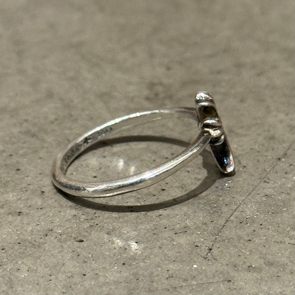 CHROME HEARTS DIAMOND CROSS BUBBLEGUM RING ‘SILVER’