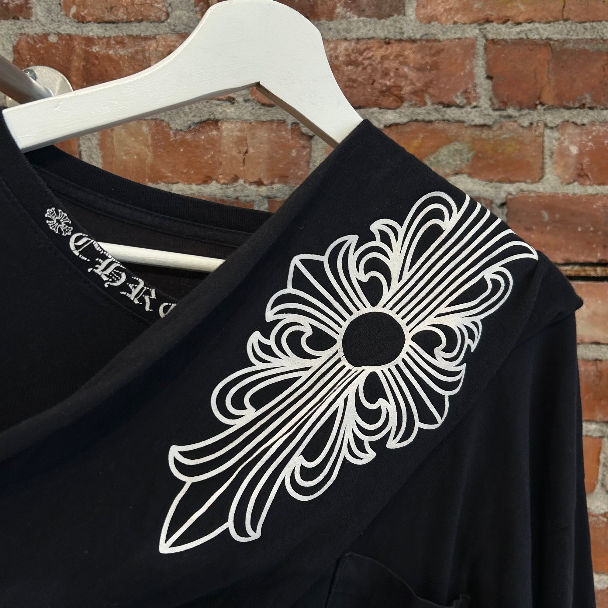 CHROME HEARTS COLLAR PRINT FLORAL LONGSLEEVE ‘BLACK’
