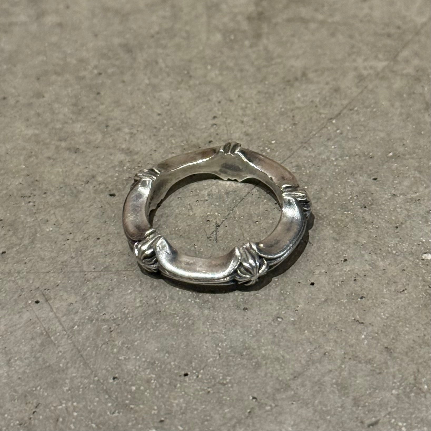 CHROME HEARTS PLUS &amp; BONE RING ‘SILVER’