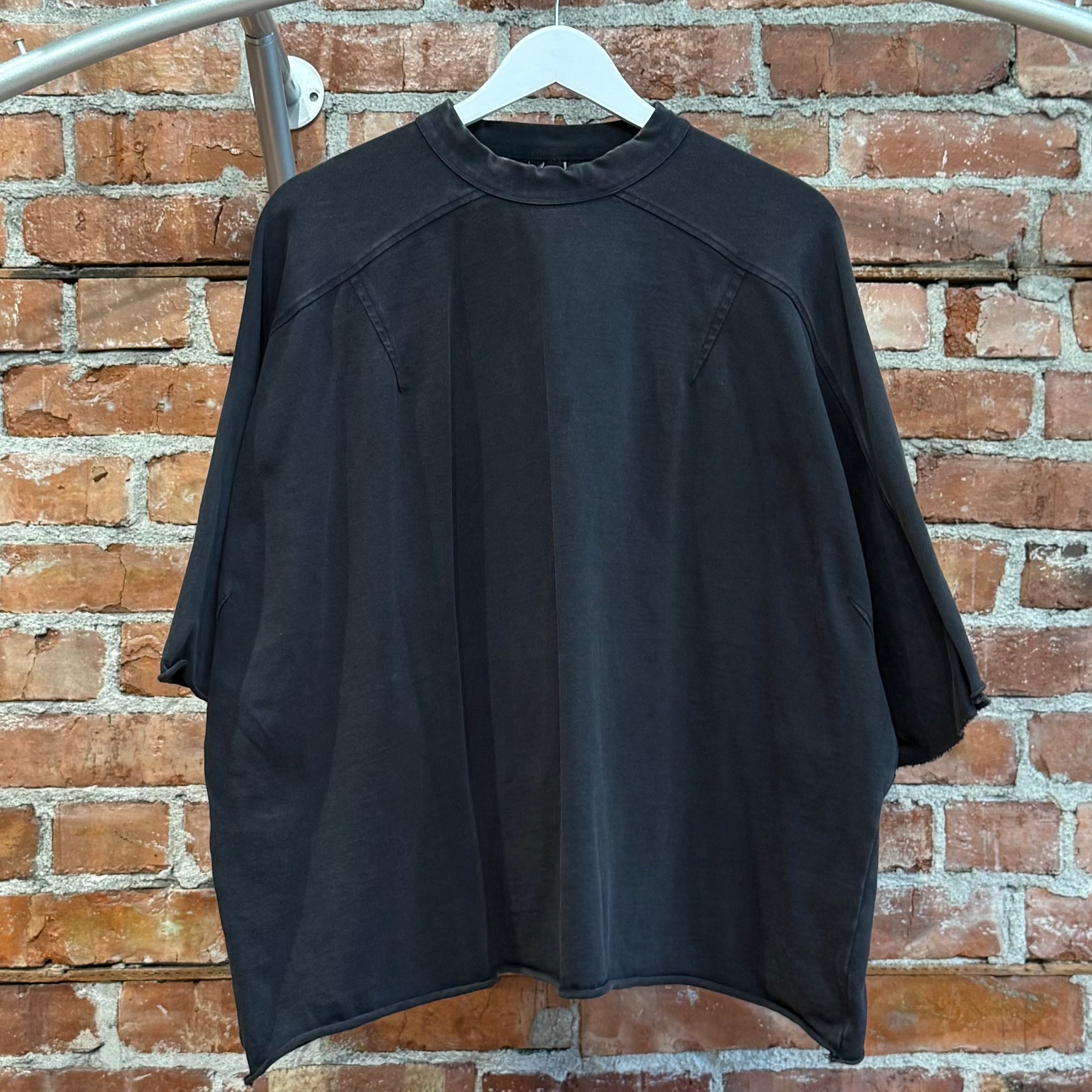 ENTIRE STUDIOS BOXY TEE ‘SLATE’