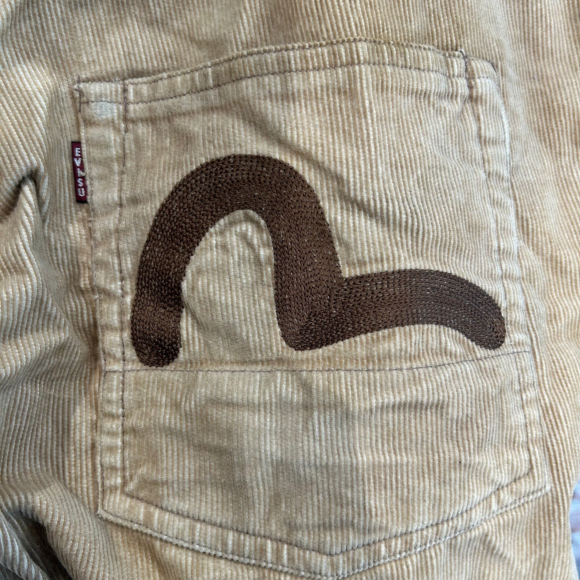 EVISU CORDUROY CHAINSTITCH SHORTS 'TAN'