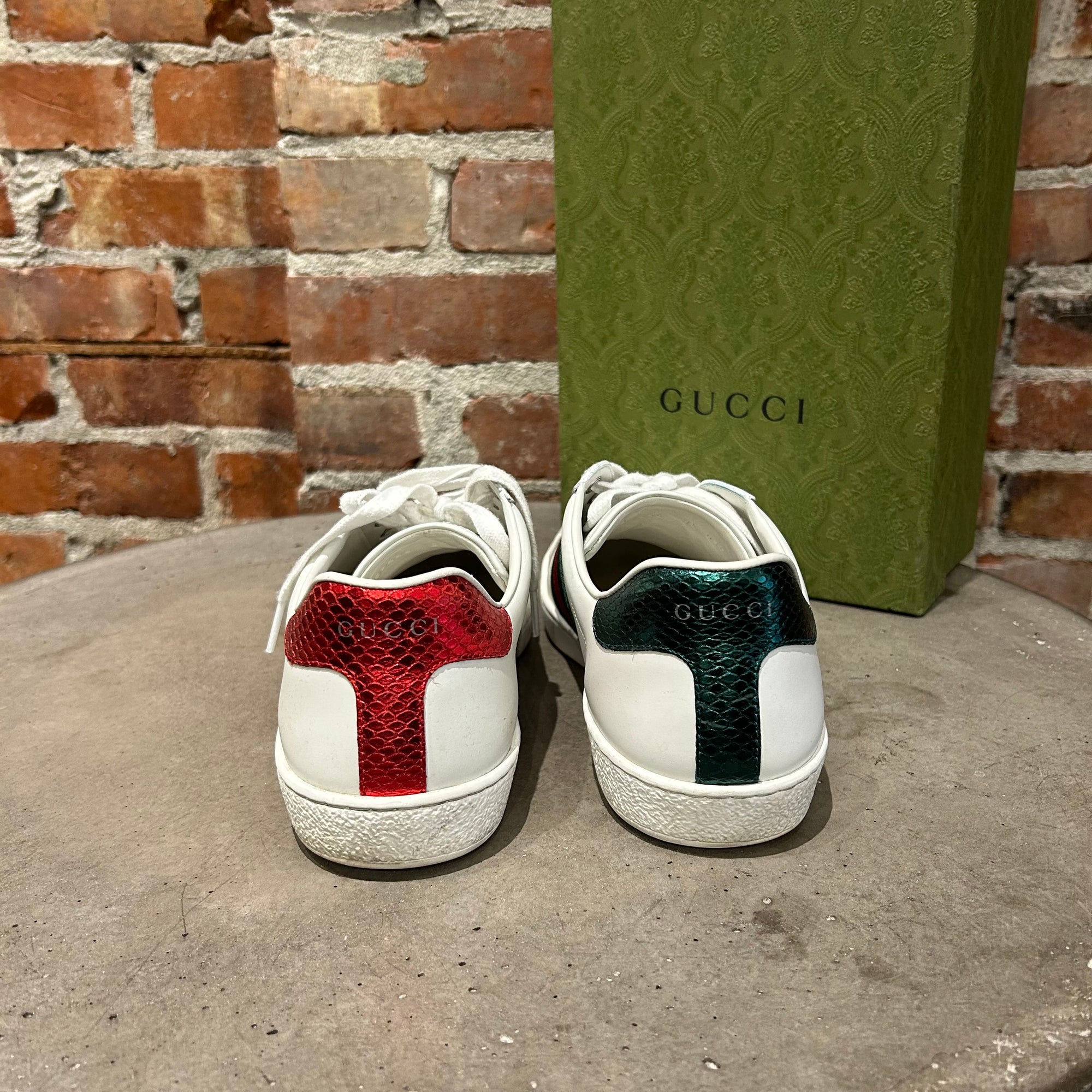 GUCCI ACE BEE LOGO SNEAKERS ‘WHITE’