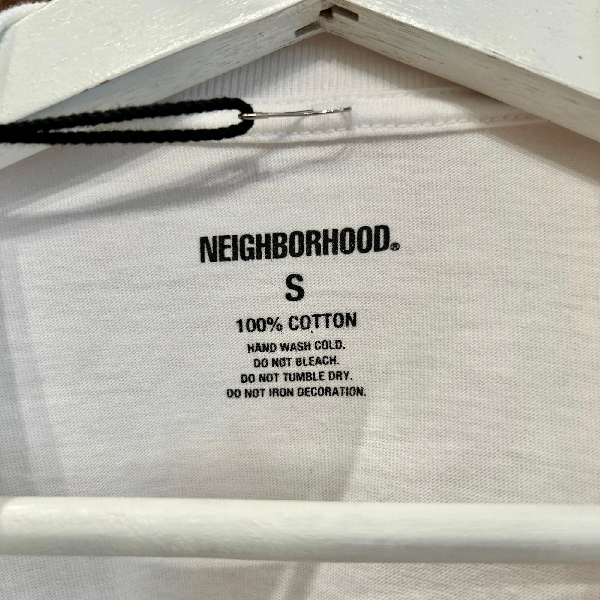 NEIGHBORHOOD PRAYER HANDS TEE ‘WHITE’
