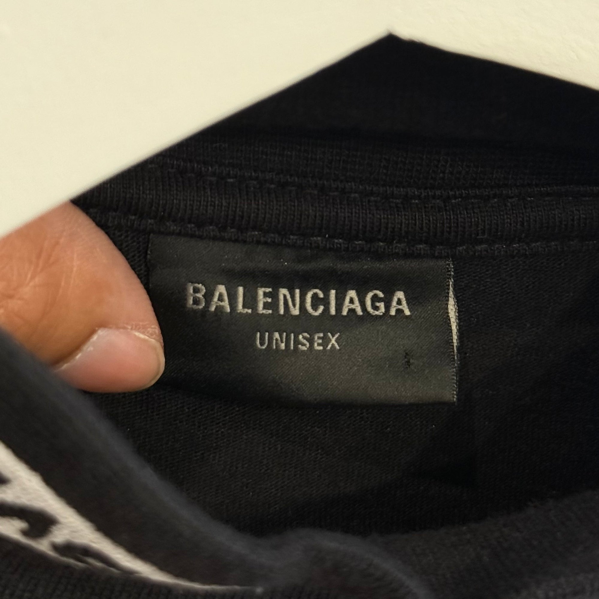 BALENCIAGA FW23 SAMPLE 3B TOP LEAGUE RACING LOGO TEE ‘BLACK’