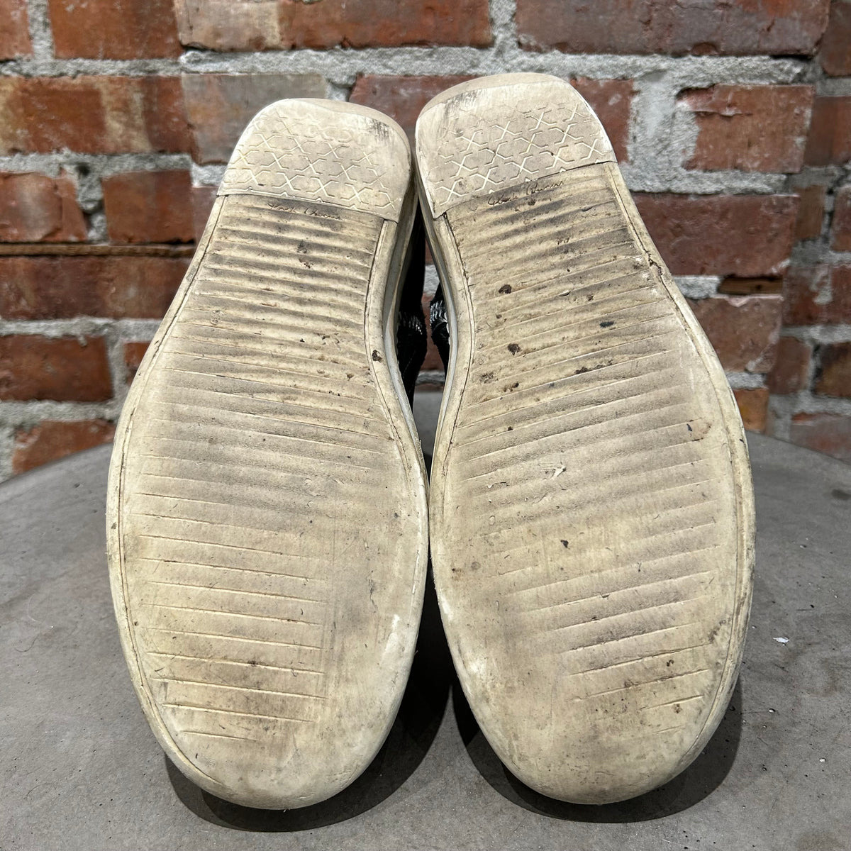 RICK OWENS LEATHER CARGO GEOBASKETS ‘BLACK’