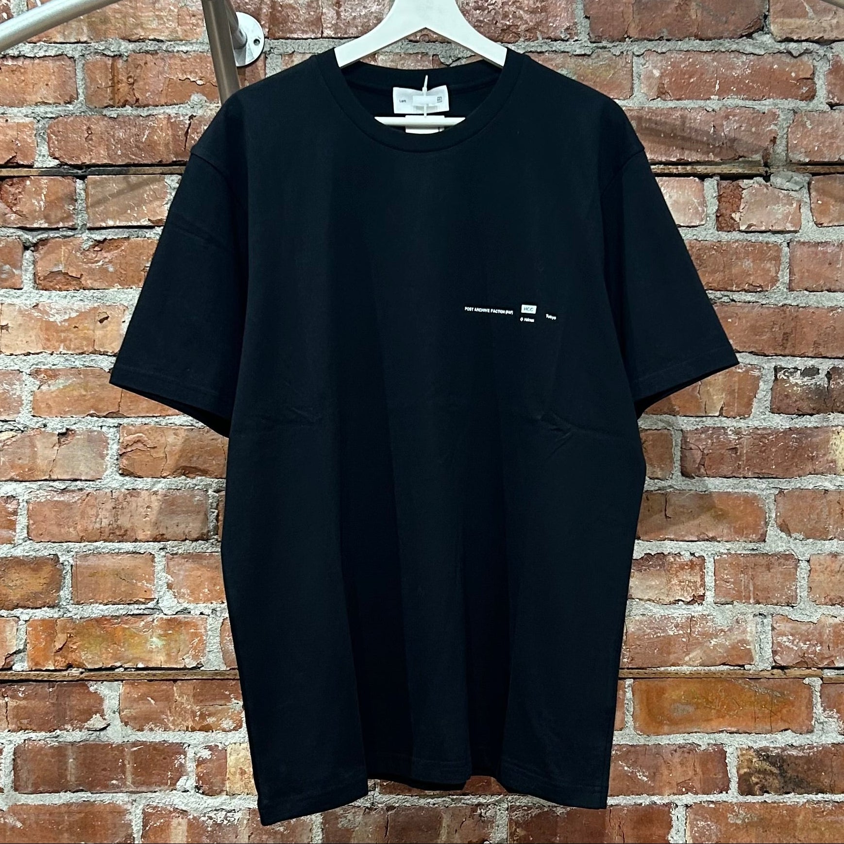 POST ARCHIVE FACTION 6.0 HCC TOKYO TEE ‘BLACK’