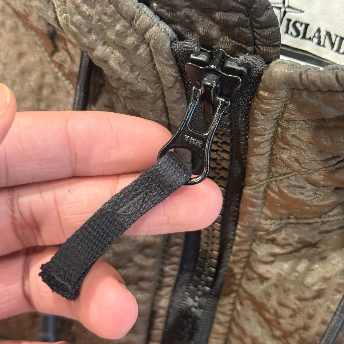 STONE ISLAND FW20 POLY-COLOUR NYON METAL FRAME DOWN JACKET ‘OLIVE’