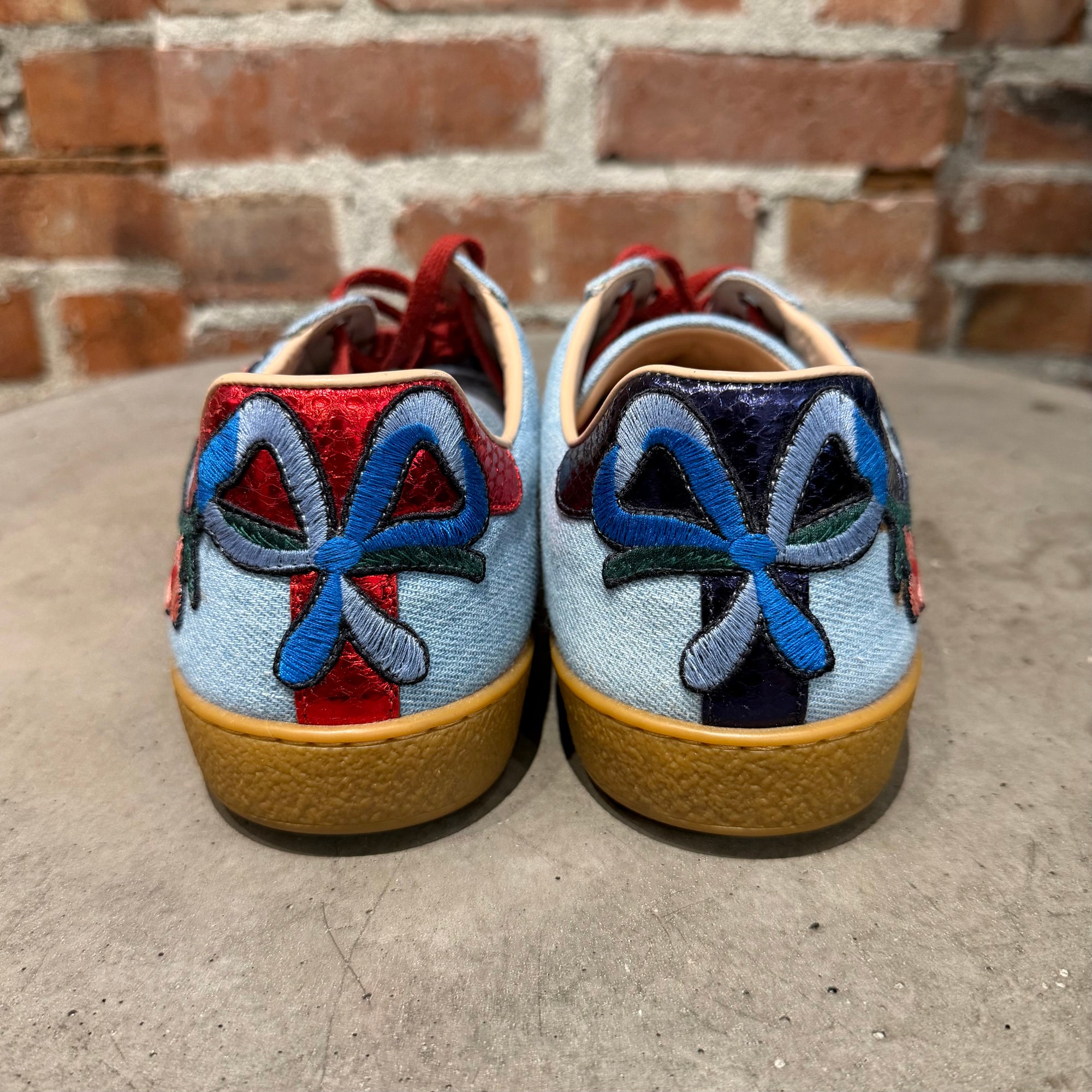 GUCCI ACE FLORAL EMBROIDERY SNEAKERS ‘MULTI’