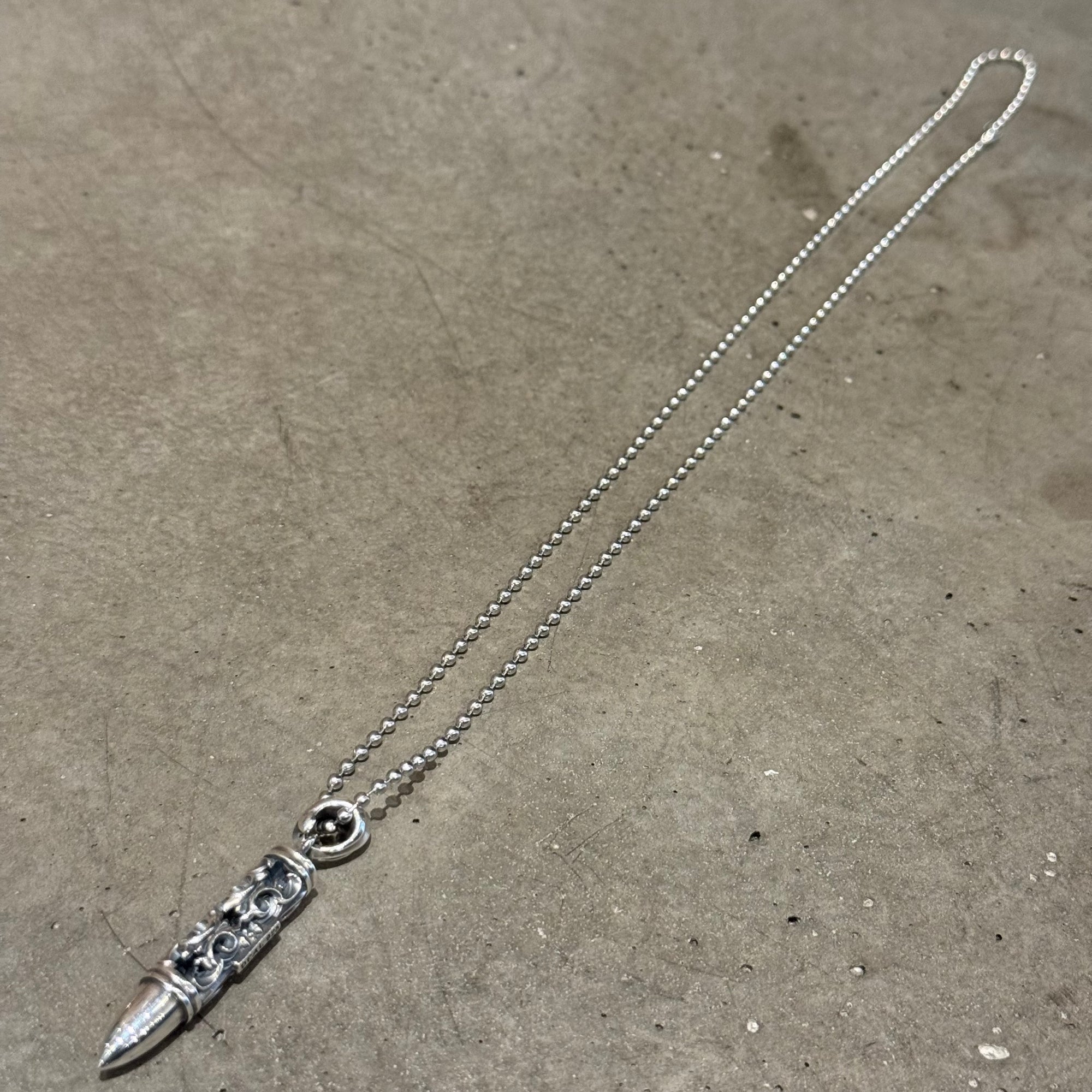 DEAL DESIGN LONG BILLET NECKLACE ‘SILVER’