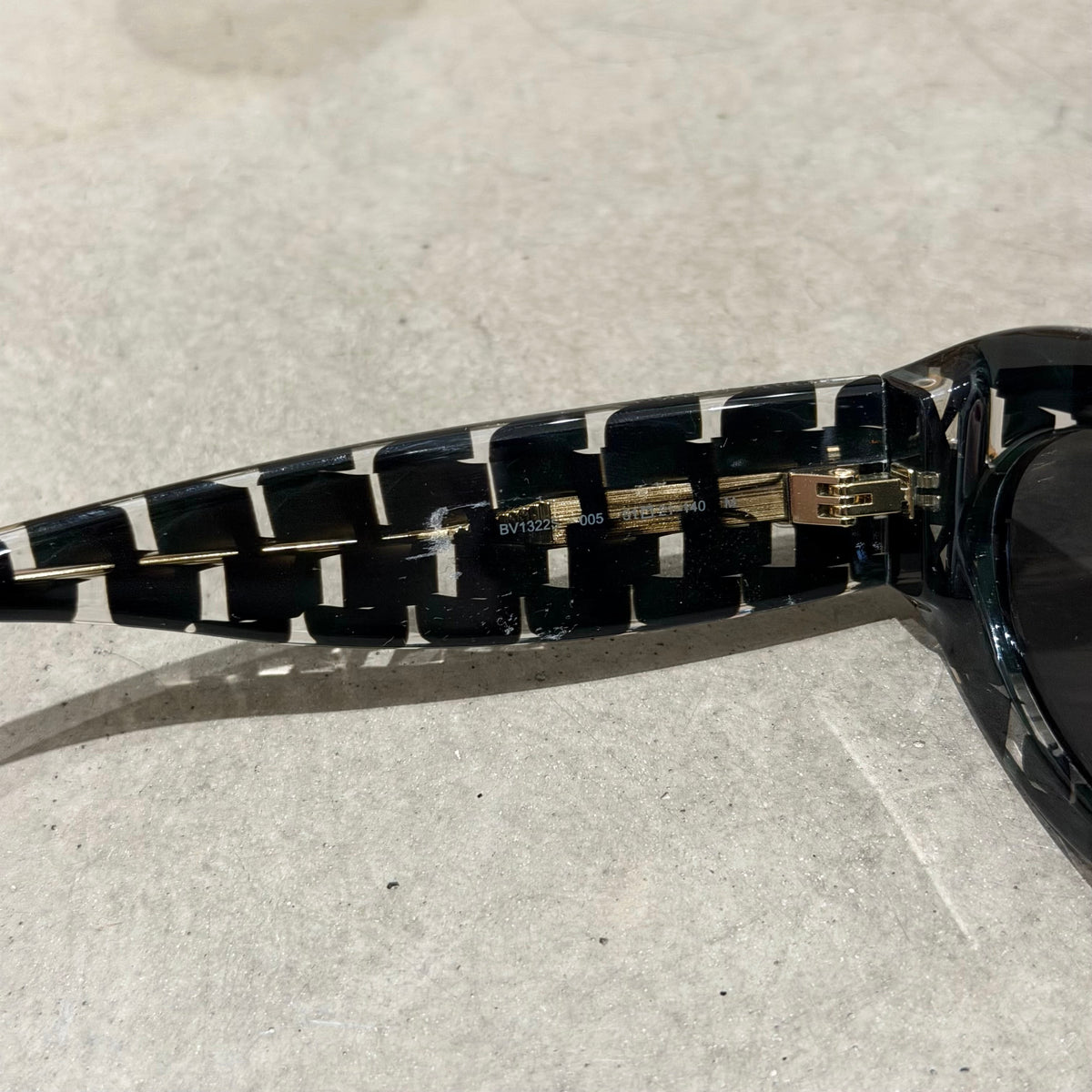 BOTTEGA VENETA BV1322S CLEAR WEAVE SUNGLASSES ‘MULTI’