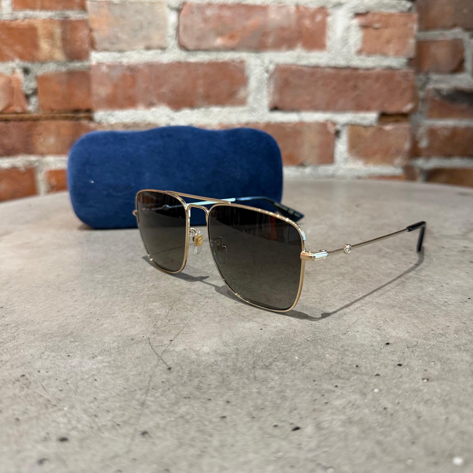 GUCCI AVIATOR BEE METAL FRAME SUNGLASSES 'GOLD'