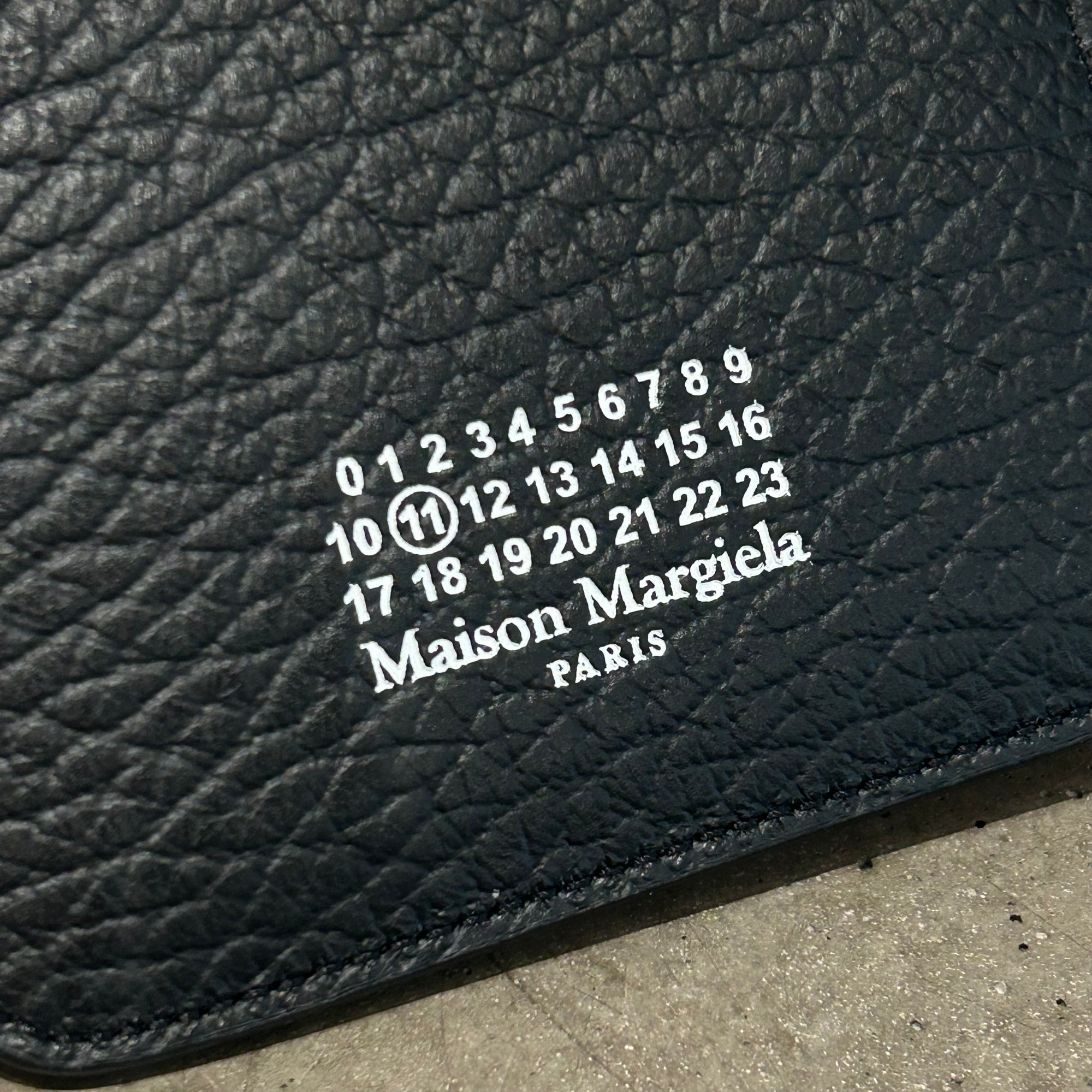 MAISON MARGIELA FOUR STITCH PHONE HOLDER/TRAVEL CASE ‘BLACK’