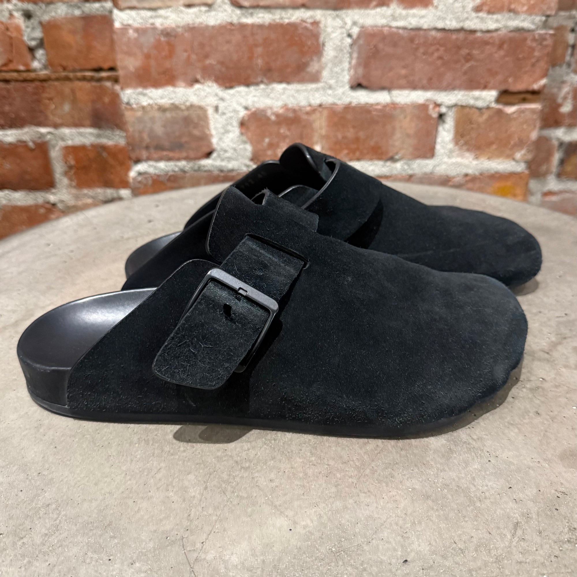 BALENCIAGA MONDAY MULES ‘BLACK’