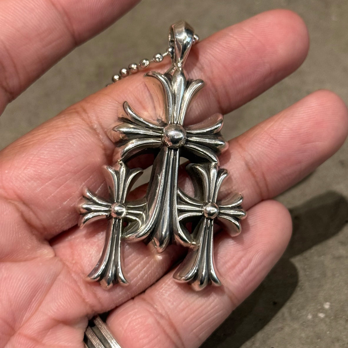 CHROME HEARTS SMALL TRIPLE CROSS NECKLACE ‘SILVER’