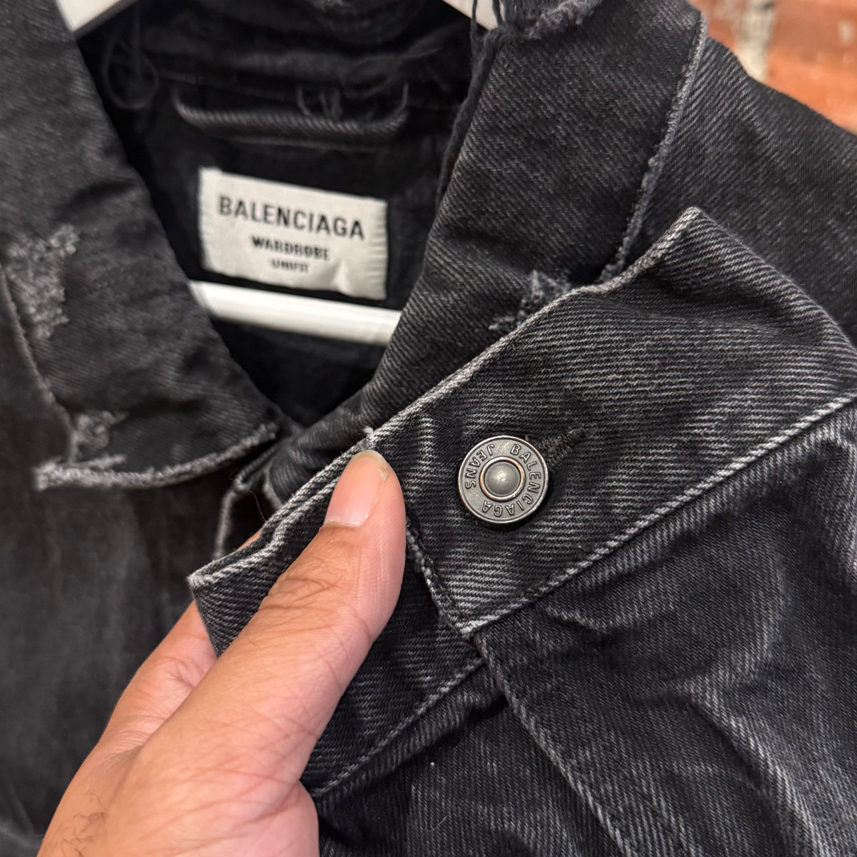 BALENCIAGA FW22 3B DISTRESSED DENIM JACKET ‘BLACK’