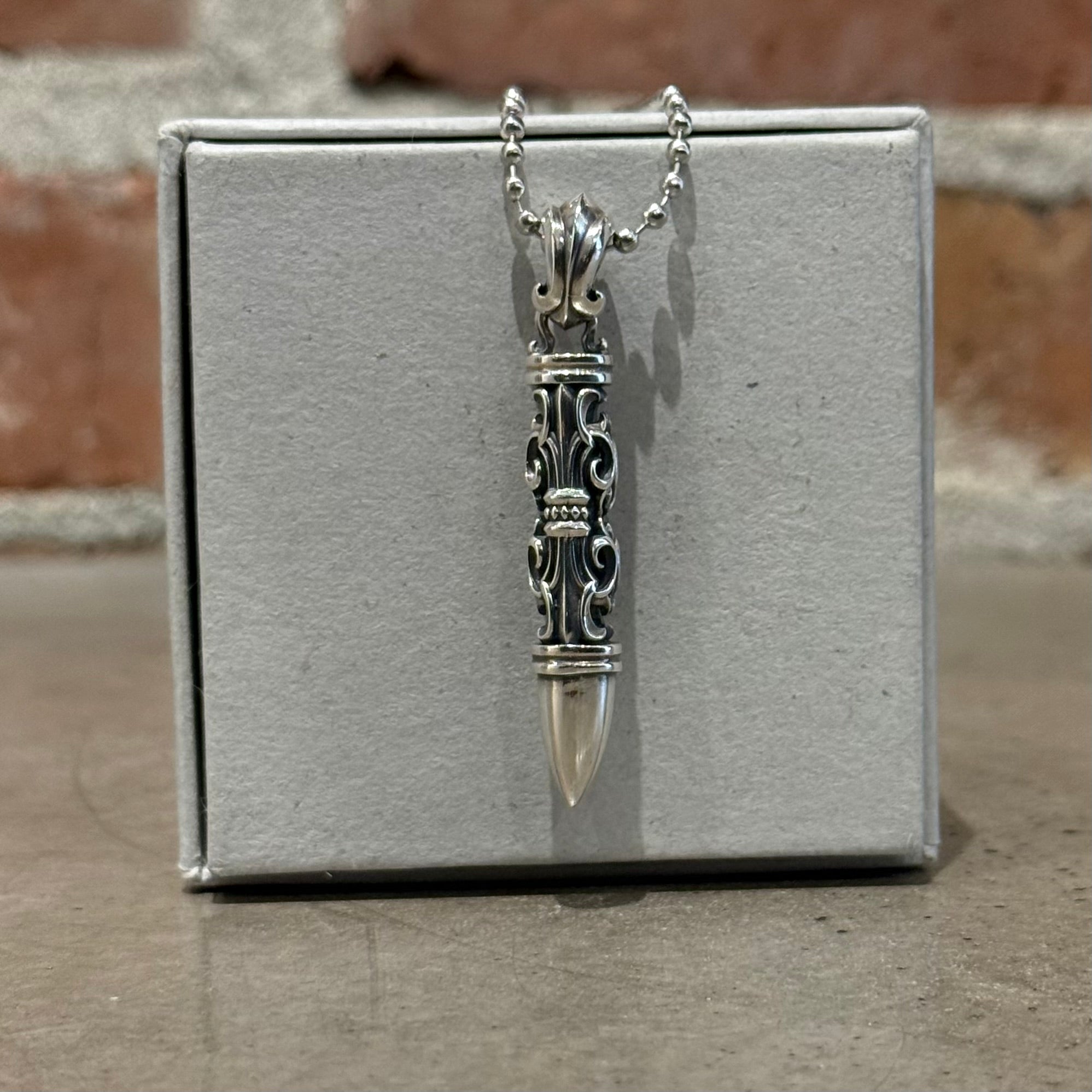 DEAL DESIGN LONG BILLET NECKLACE ‘SILVER’