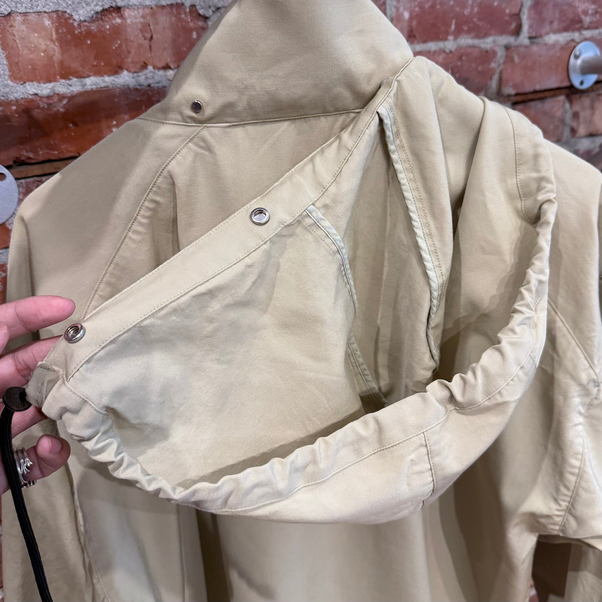 AURALEE WOOL MAX CANVAS HOODED JACKET ‘KHAKI’