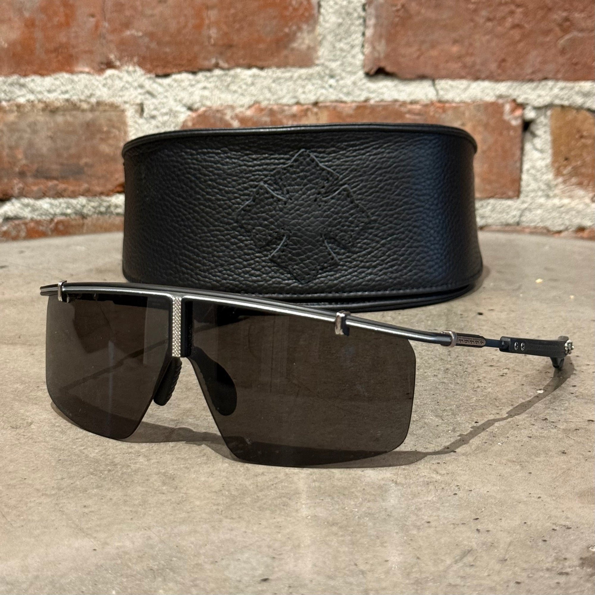 CHROME HEARTS CLITANIC SHIELD SUNGLASSES ‘BLACK’