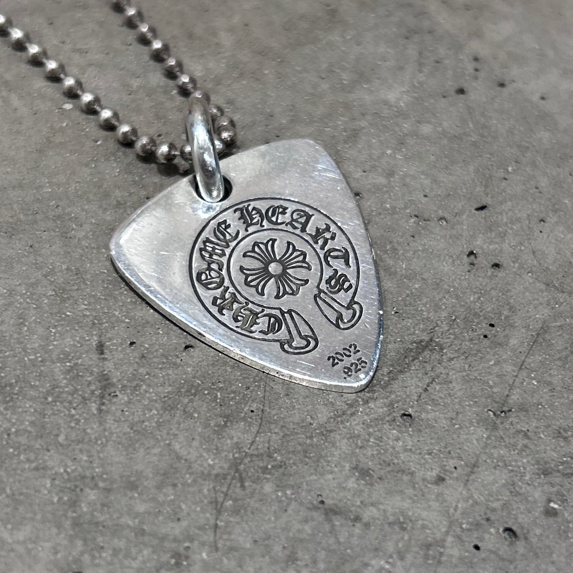 CHROME HEARTS VINE DAGGER GUITAR PICK W/ CH BALLCHAIN ‘SILVER’