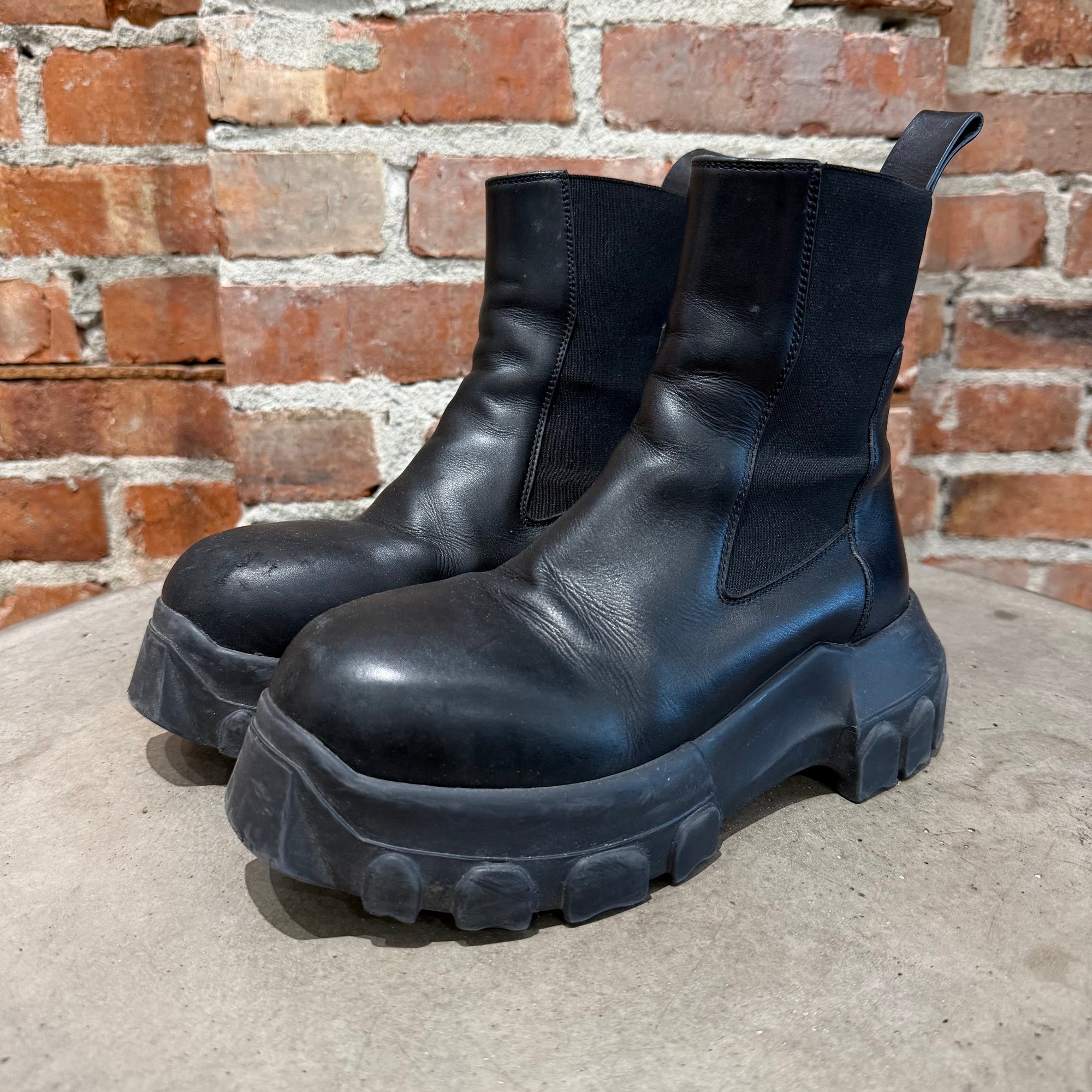 RICK OWENS BEATLE BOZO TRACTOR BOOTS ‘BLACK’