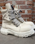 RICK OWENS FW25 JUMBO LACE BOZO TRACTOR BOOTS ‘MILK’