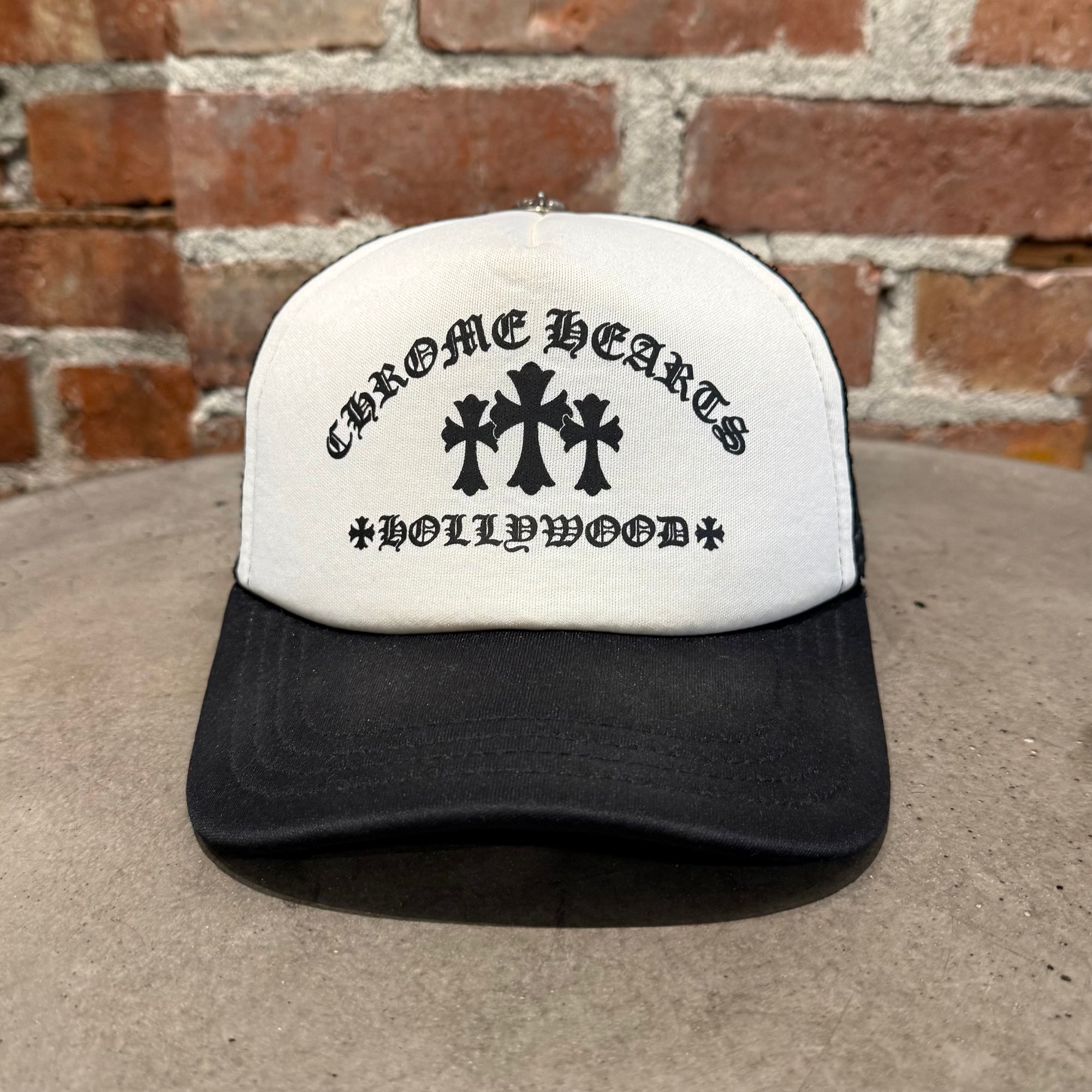 CHROME HEARTS KING TACO TRUCKER ‘WHITE/BLACK’