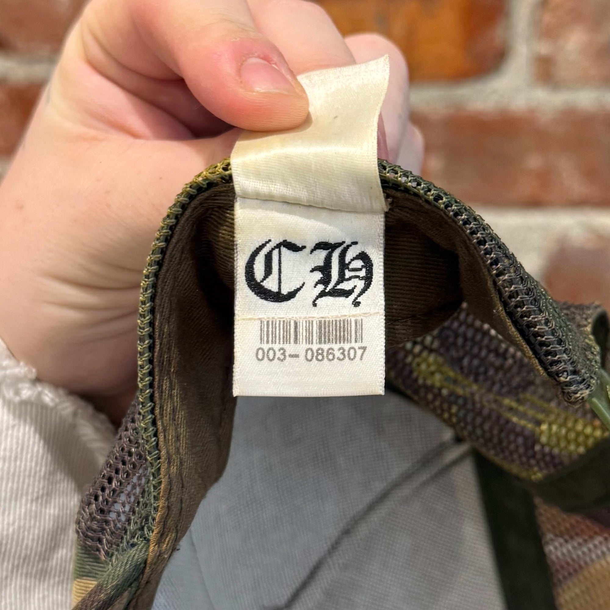 CHROME HEARTS FUCK YOU TRUCKER HAT ‘CAMO’