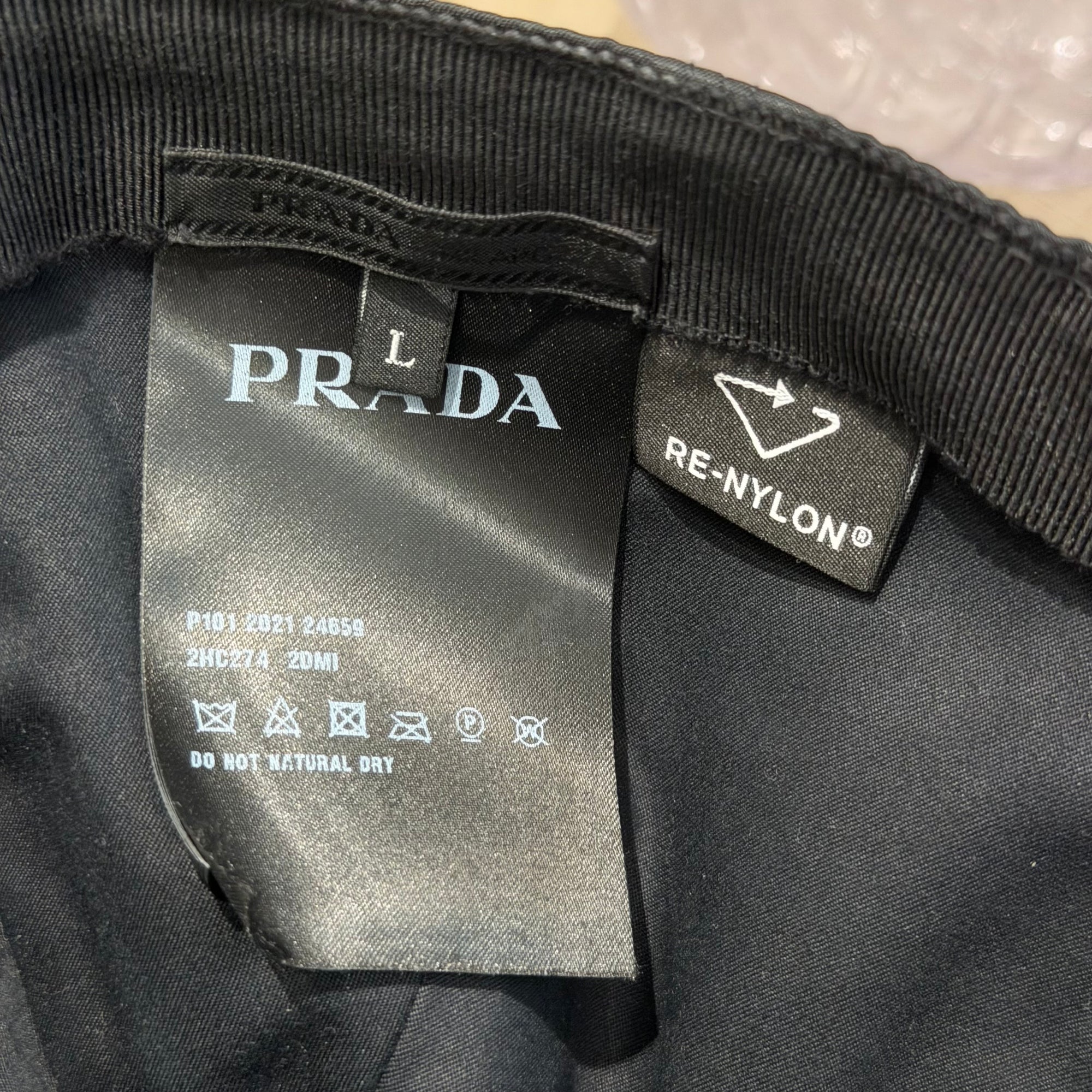 PRADA RE-NYLON BADGE BASEBALL CAP ‘BLACK’