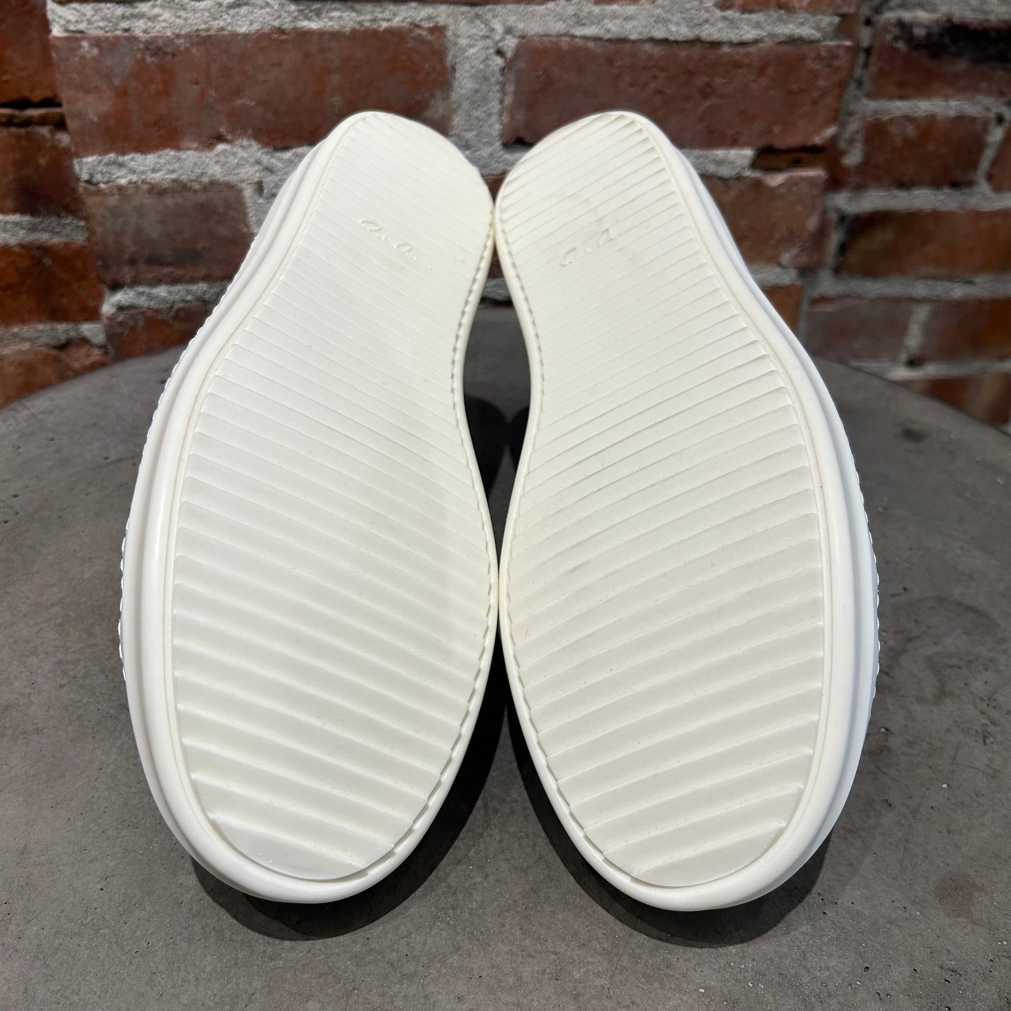 RICK OWENS FW25 LEATHER RAMONE LOW SNEAKERS ‘SAND’