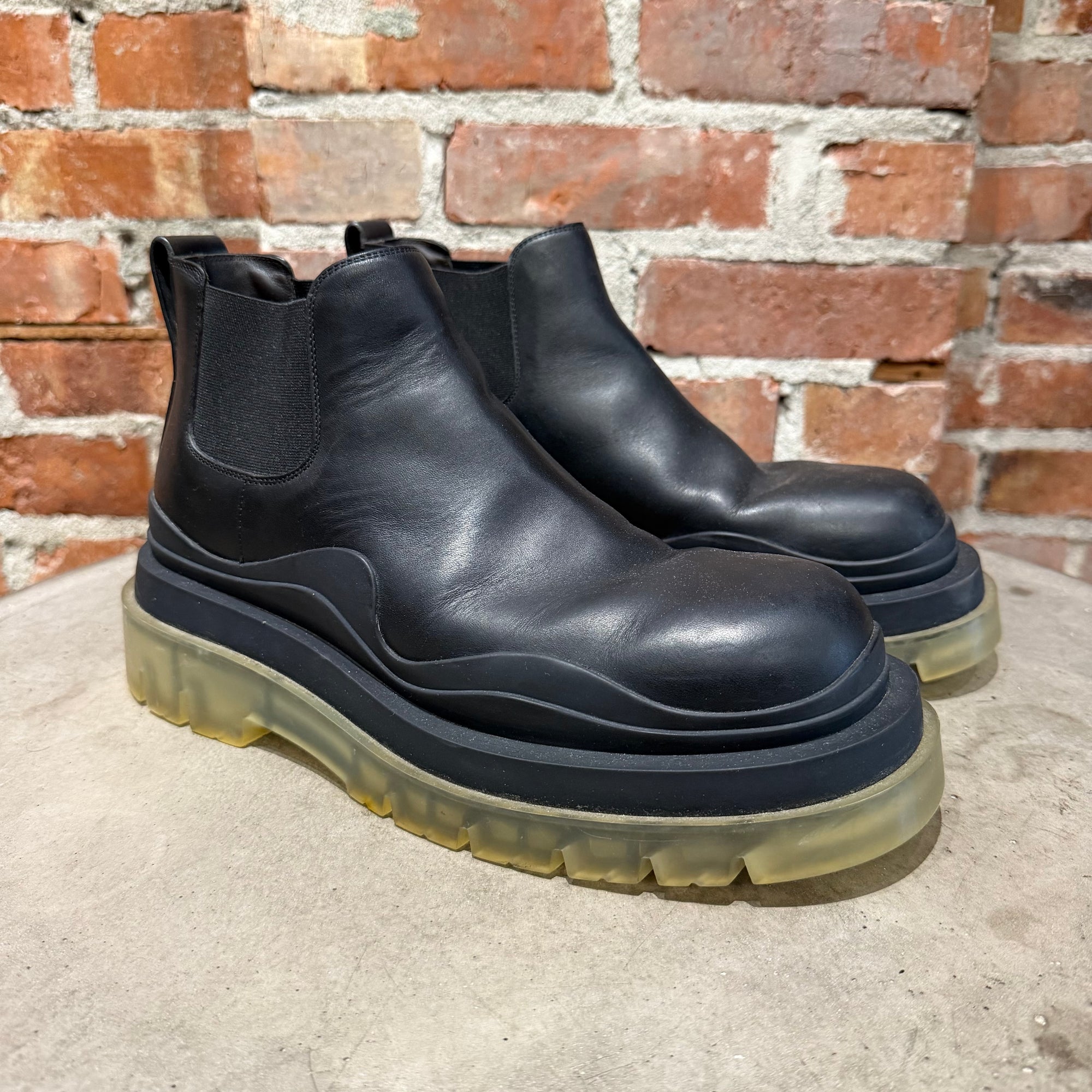 BOTTEGA VENETA TIRE LUG BOOTS ‘BLACK/TRANSLUCENT’