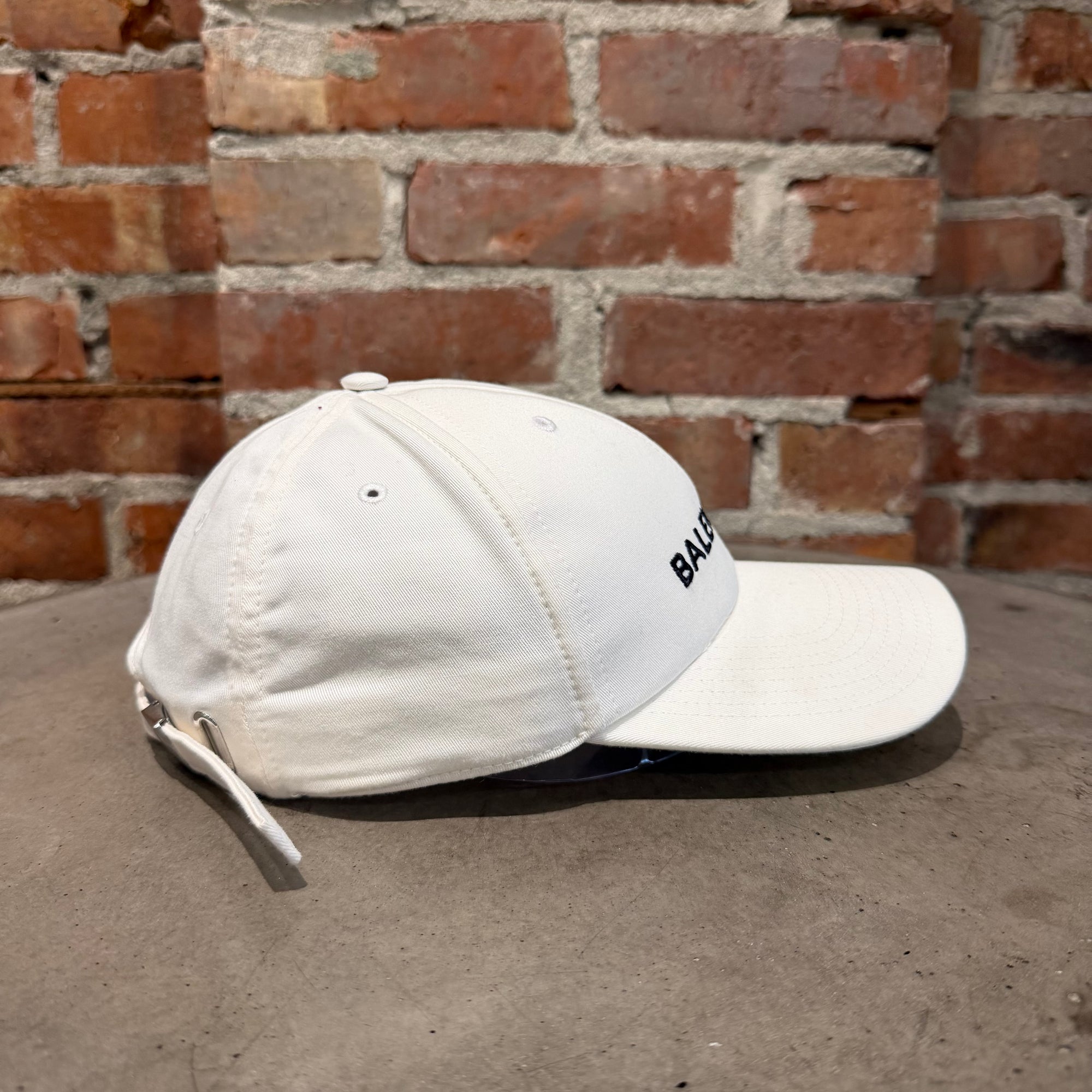 BALENCIAGA LOGO BASEBALL CAP ‘WHITE’