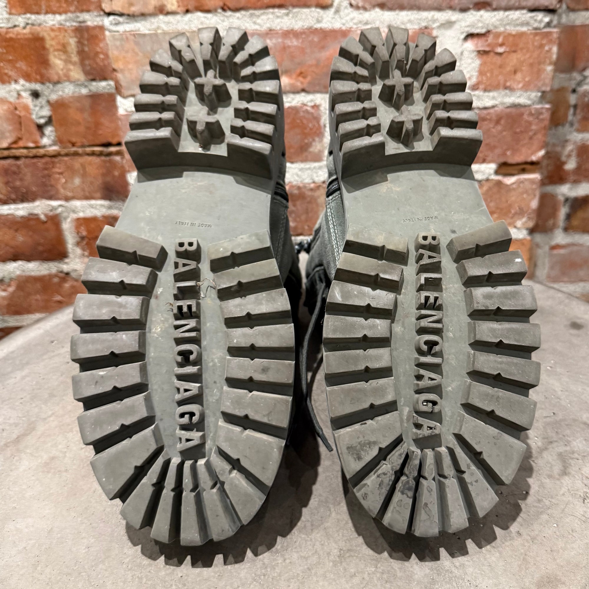 BALENCIAGA COMBAT 20MM CANVAS STRIKE BOOT 'GREEN'