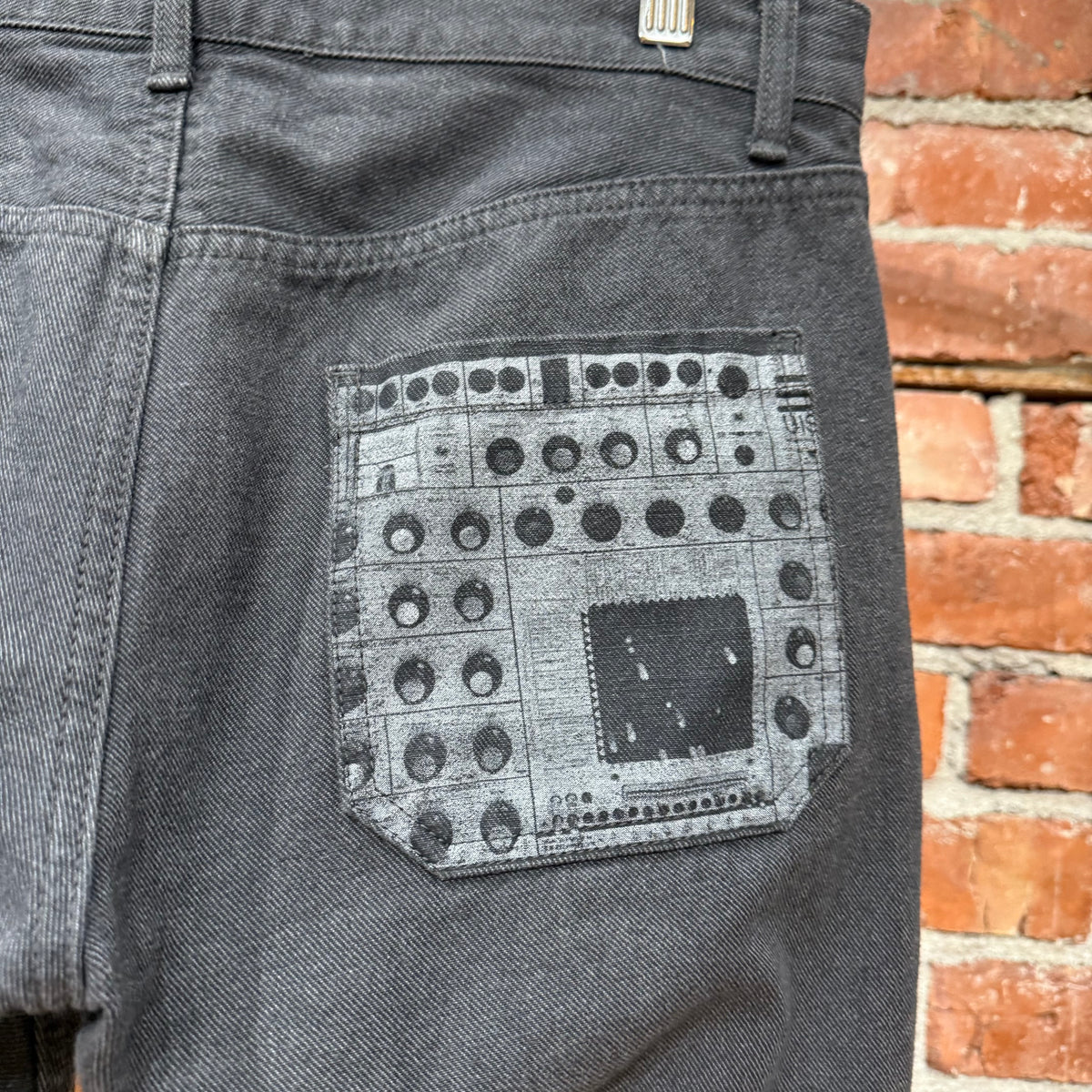 UNDERCOVER AW07 "KNIT" SYNTHESIZER PRINT DENIM ‘DARK GREY’
