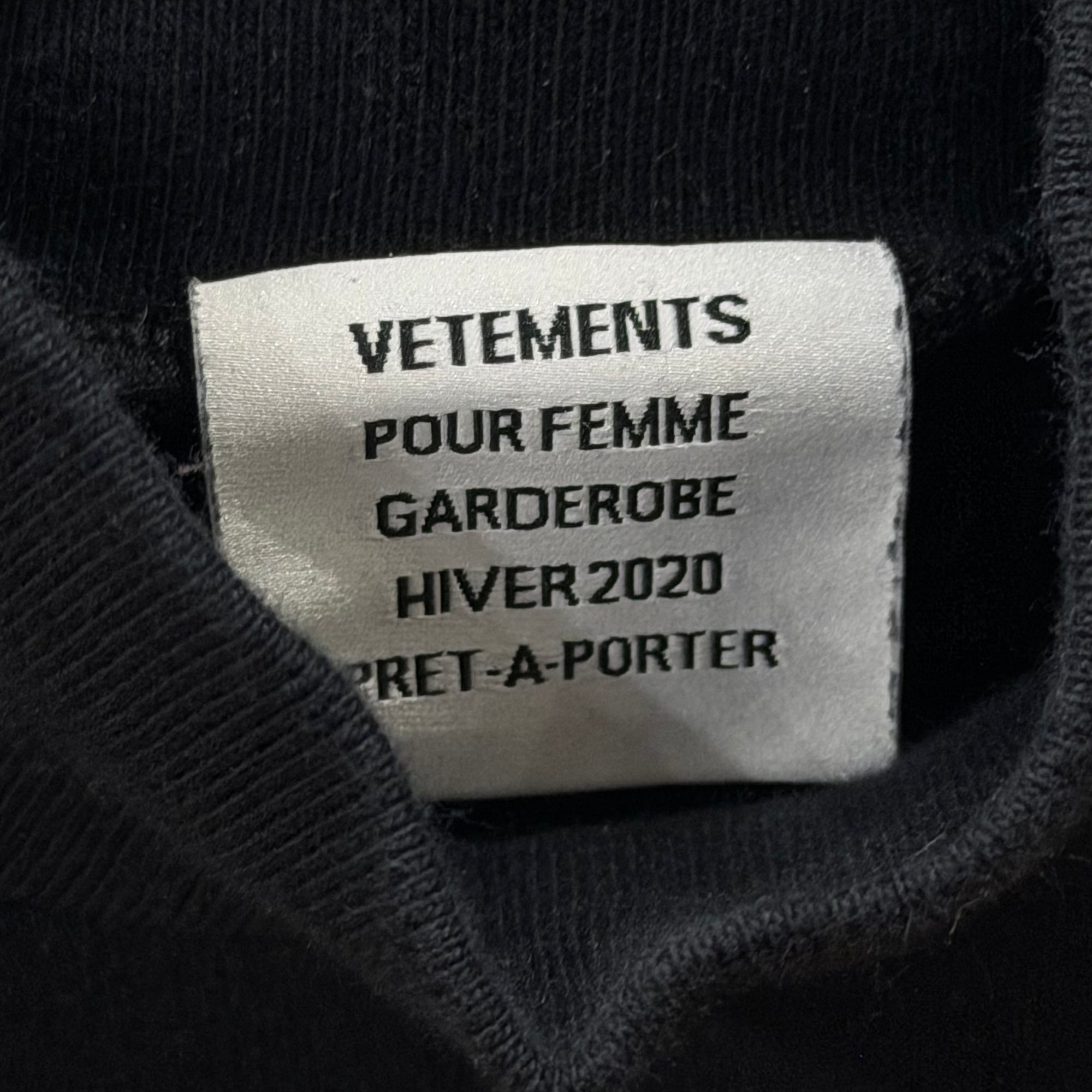 VETEMENTS AW20 "COLLAR" TURTLENECK ‘BLACK’
