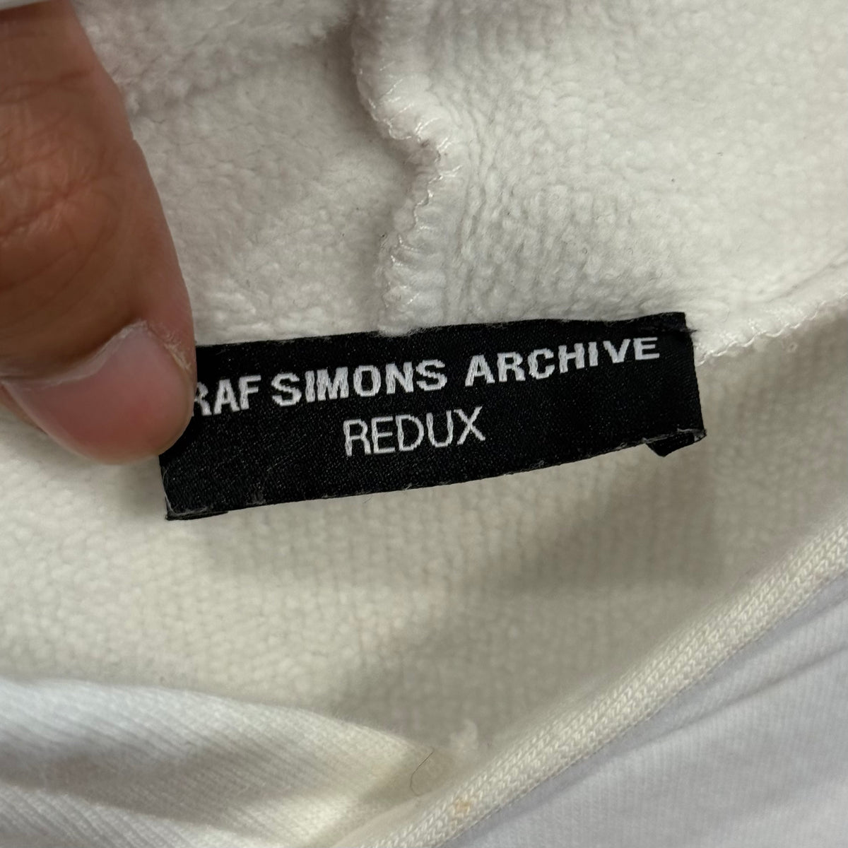 RAF SIMONS ARCHIEVE REDUX KOLLAPS SLEEVELESS HOODIE ‘WHITE’